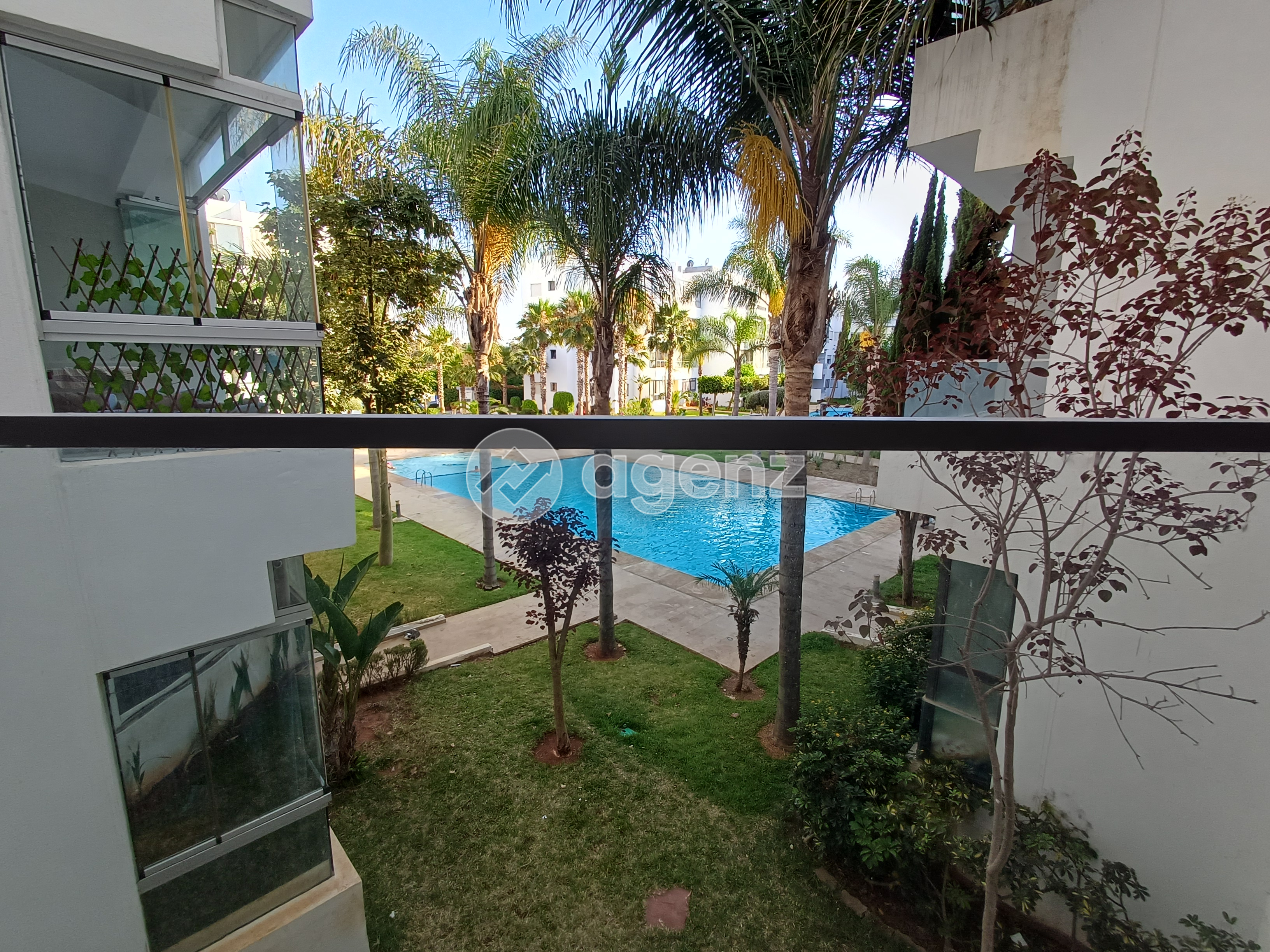 Appartement bien placé - Résidence avec piscines — 2