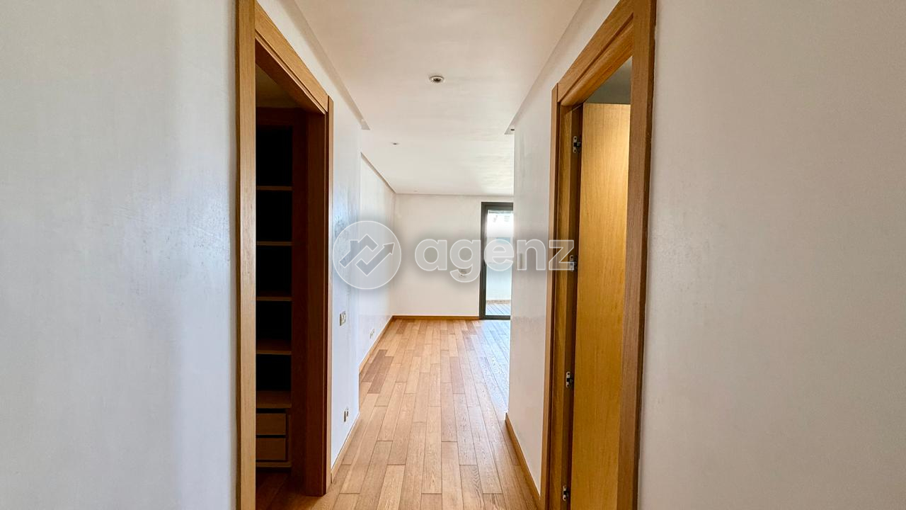 Appartement haut standing - Vue sur la mosquée Hassan 2, Marina — 2