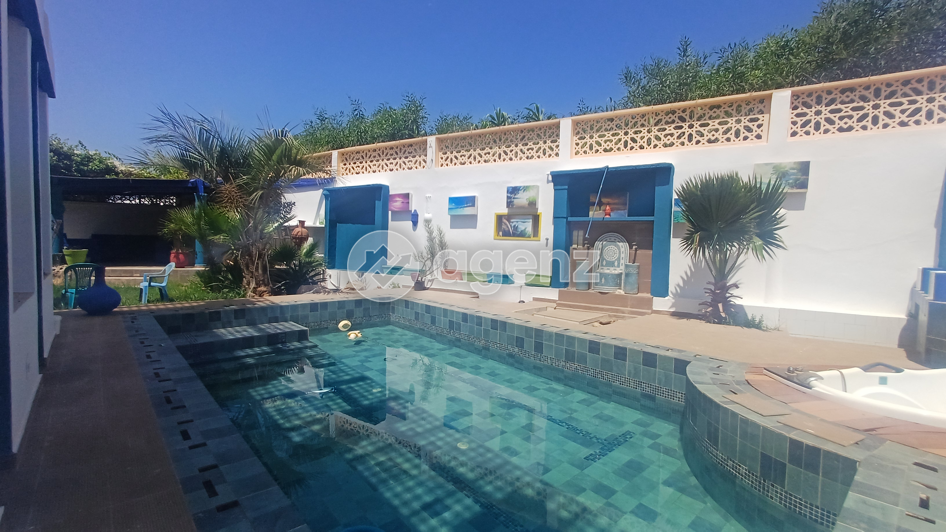 Villa avec piscine - Personnalisez votre espace de vie — 2