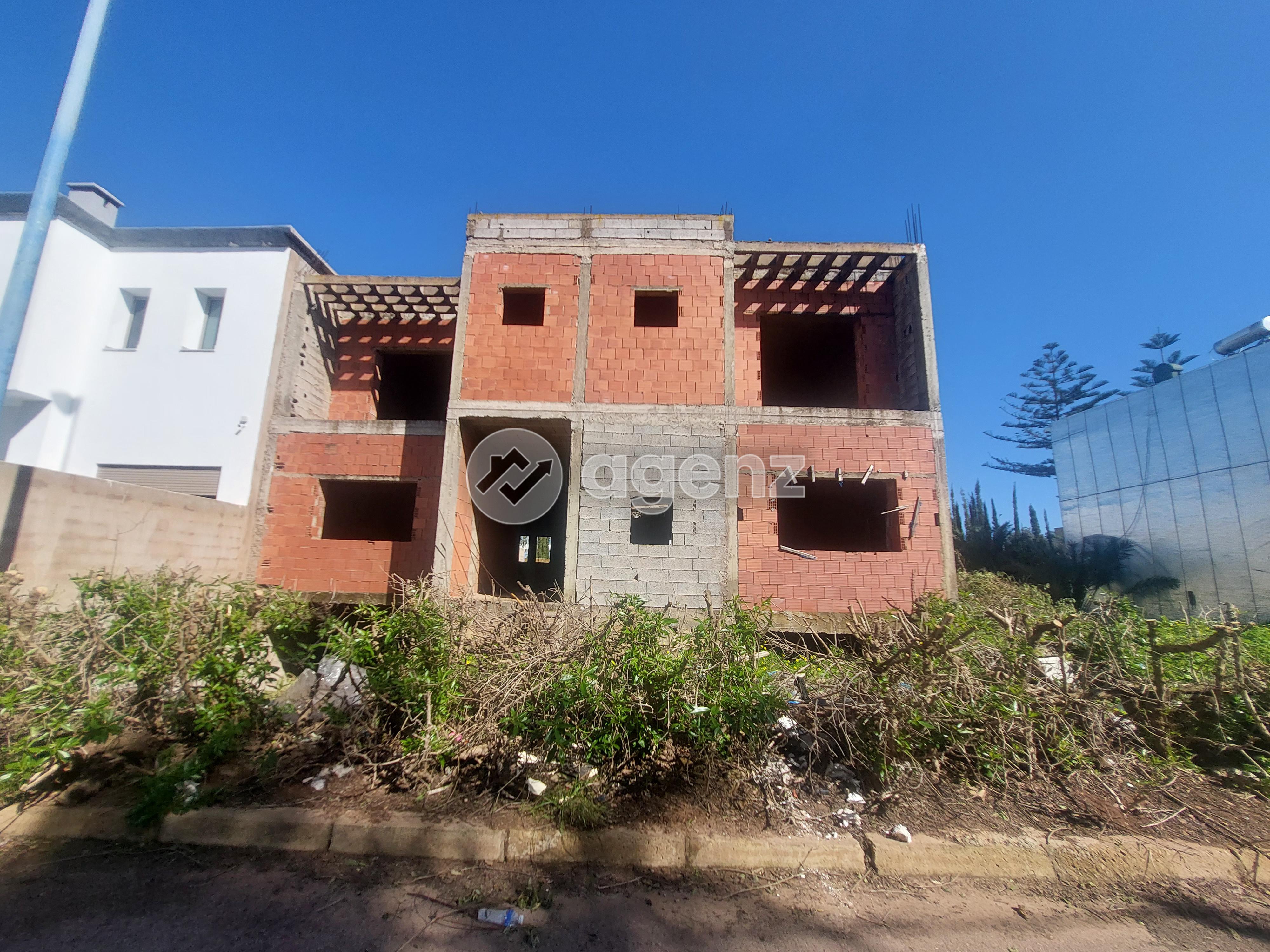 Villa semi-finie – Fort potentiel de personnalisation — 2