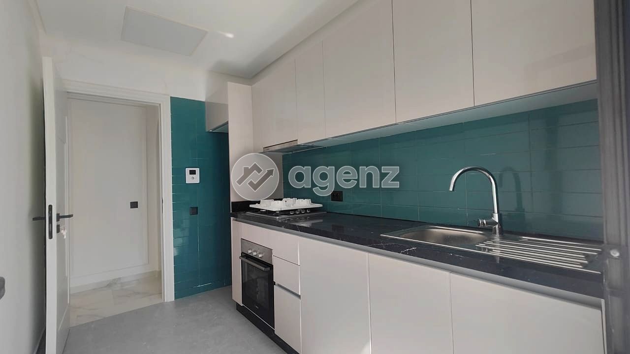 Appartement à louer à Ain Diab Extension — 3
