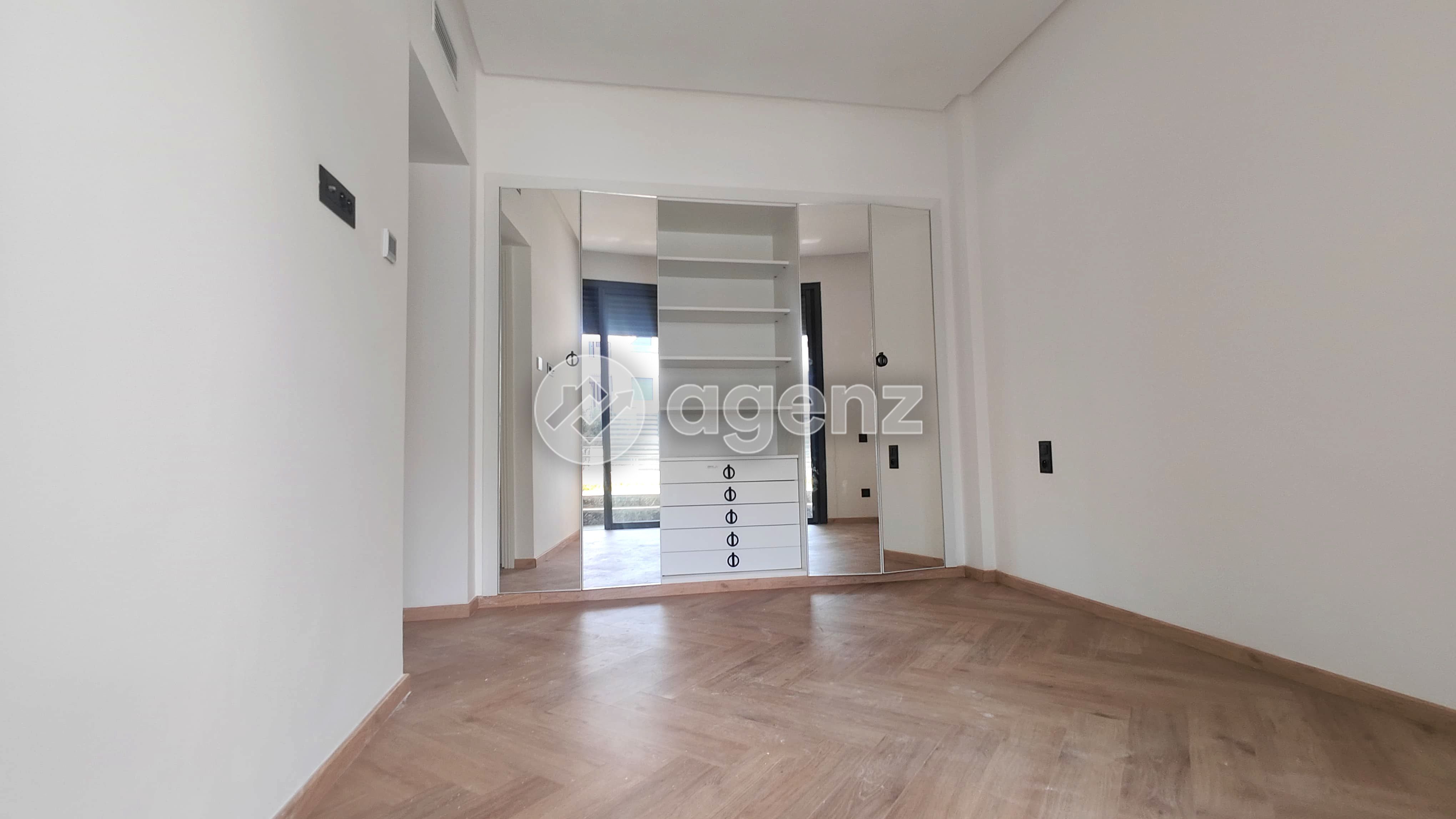 Appartement à louer à Ain Diab Extension — 2
