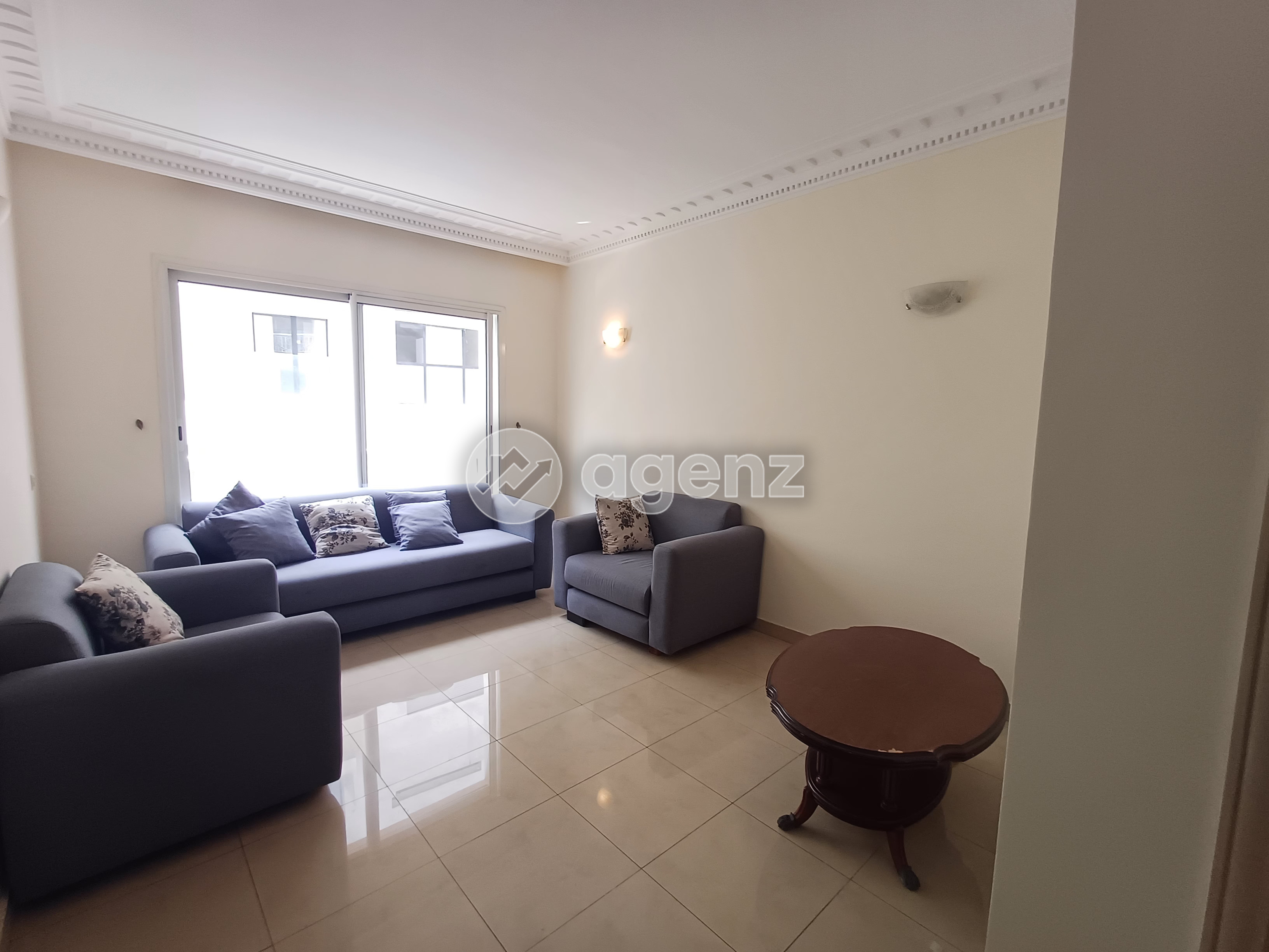 Studio bien situé – Idéal pour un jeune couple