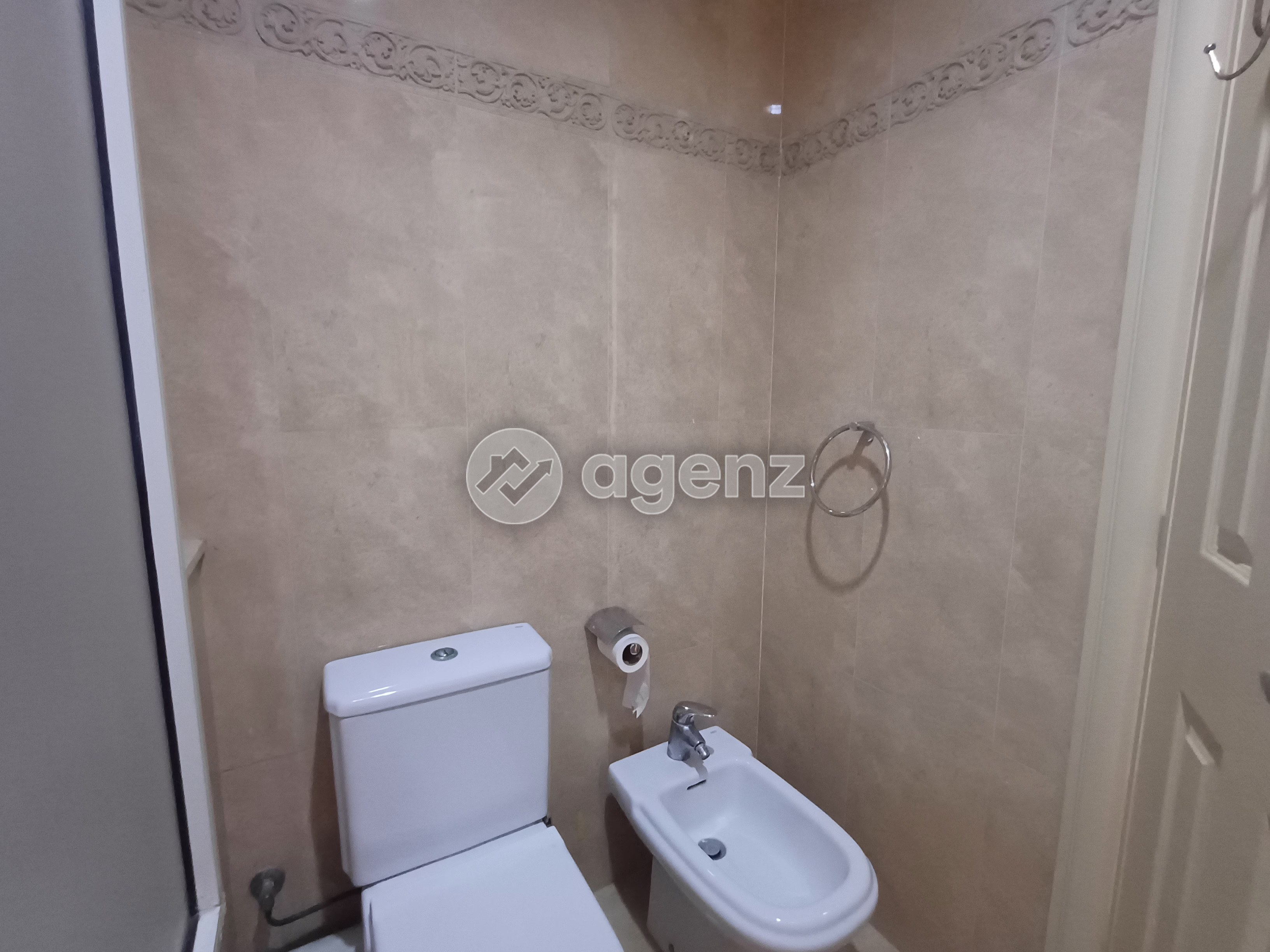 Studio bien situé – Idéal pour un jeune couple — 5