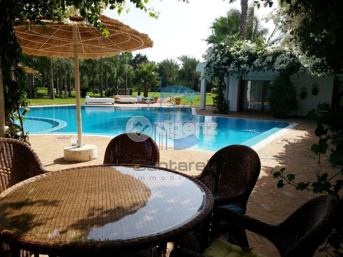 Villa — Bouskoura
