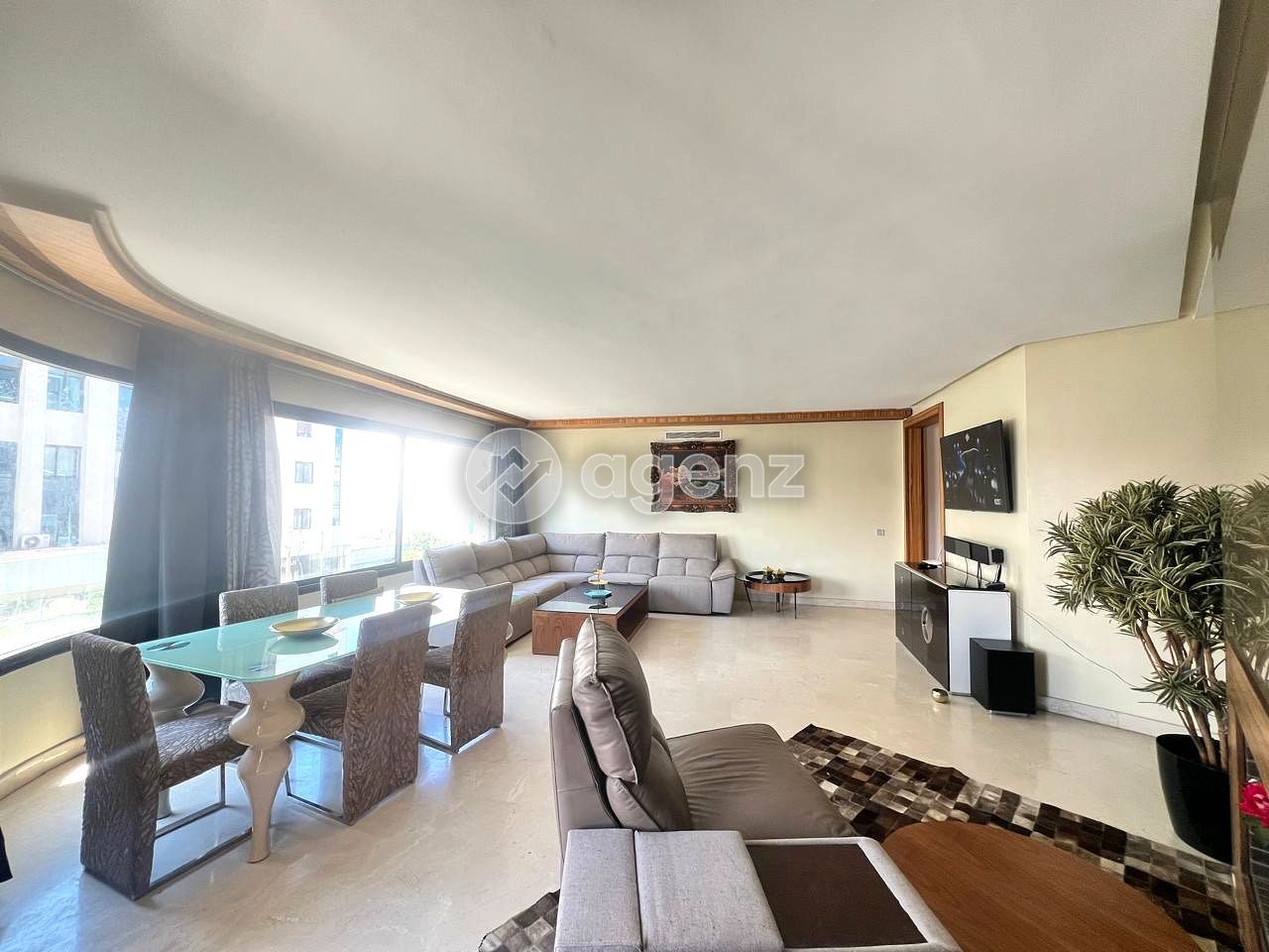 Appartement meublé de deux chambres à louer à Racine  — 2