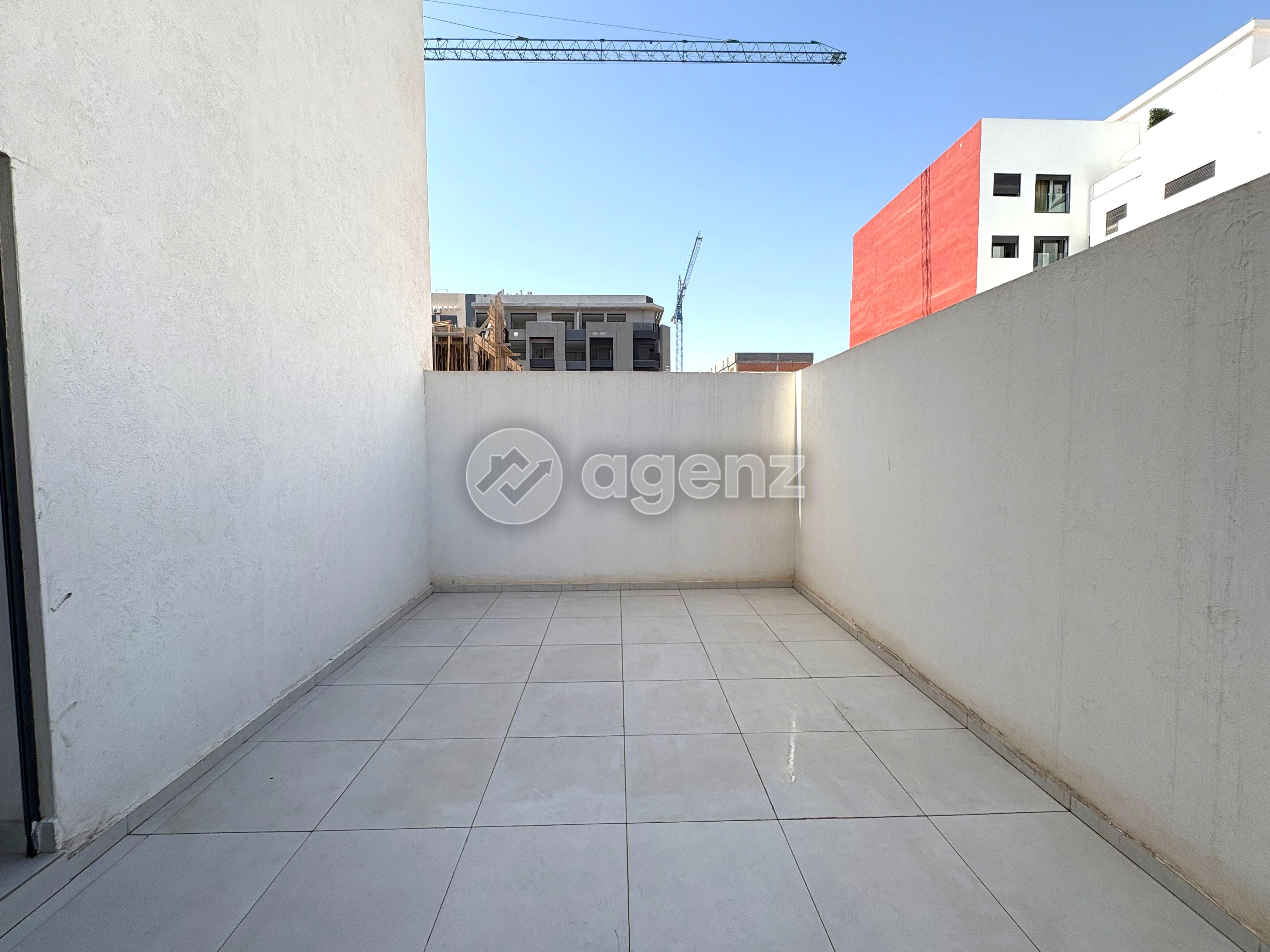 Appartement à vendre à Les Hôpitaux — 5