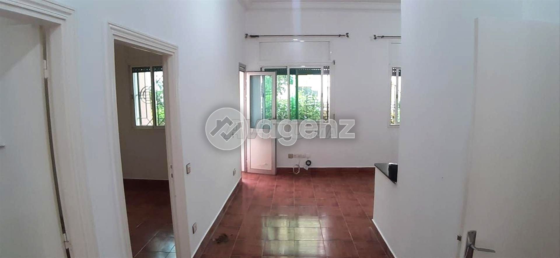 Moderne Appartement de 2 chambres à louer à Harhoura