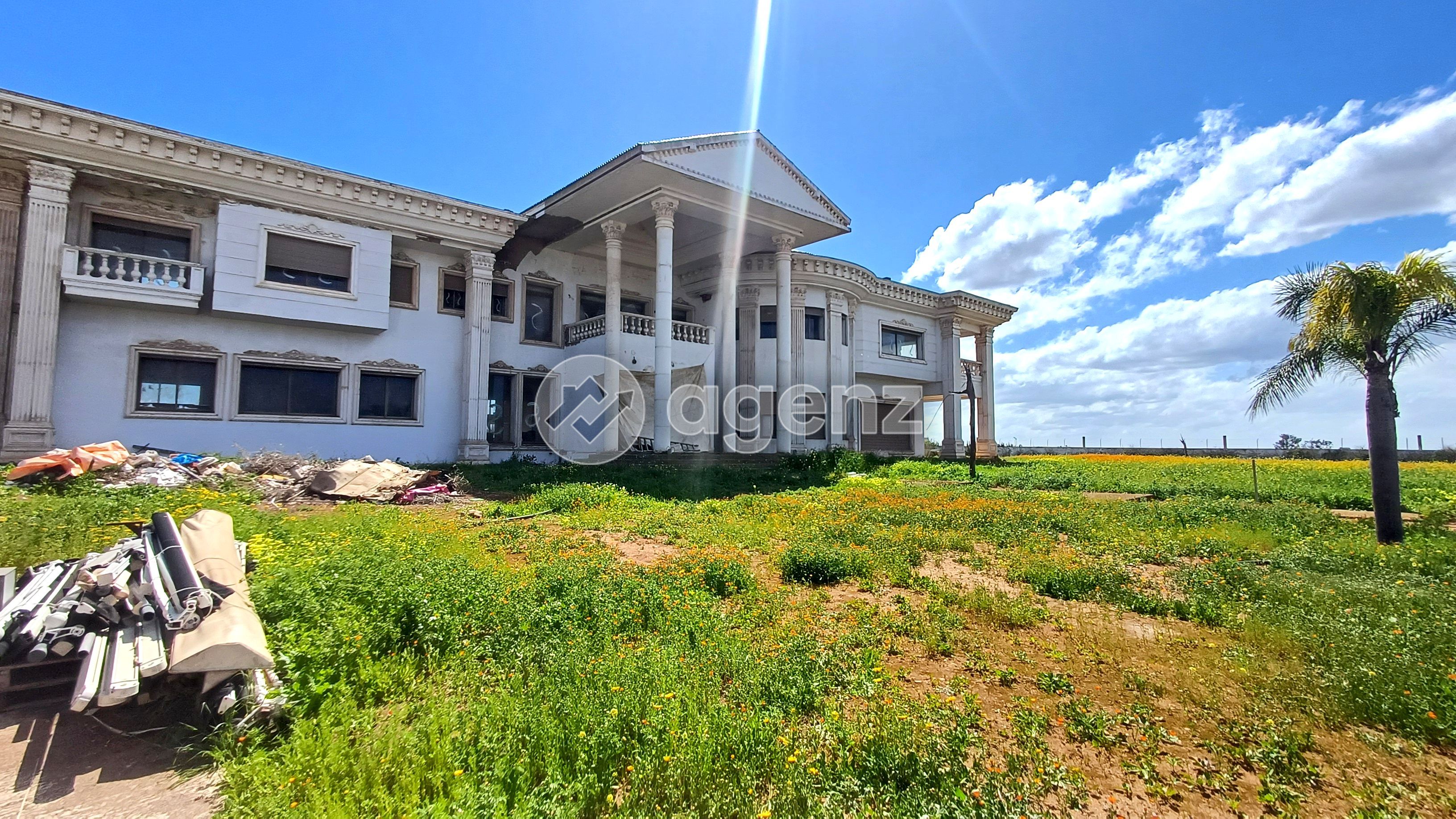 Villa — Bouskoura