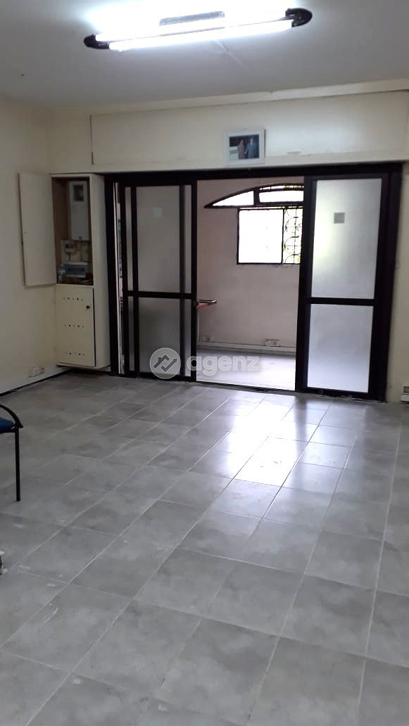 vente local commercial emplacement strategique