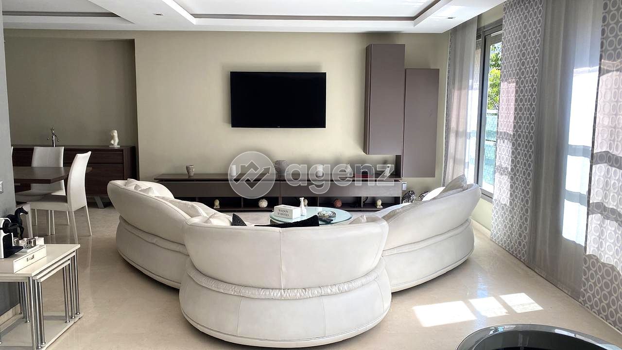 Bel appartement de 230m meublé à louer à gauthier
 — 4