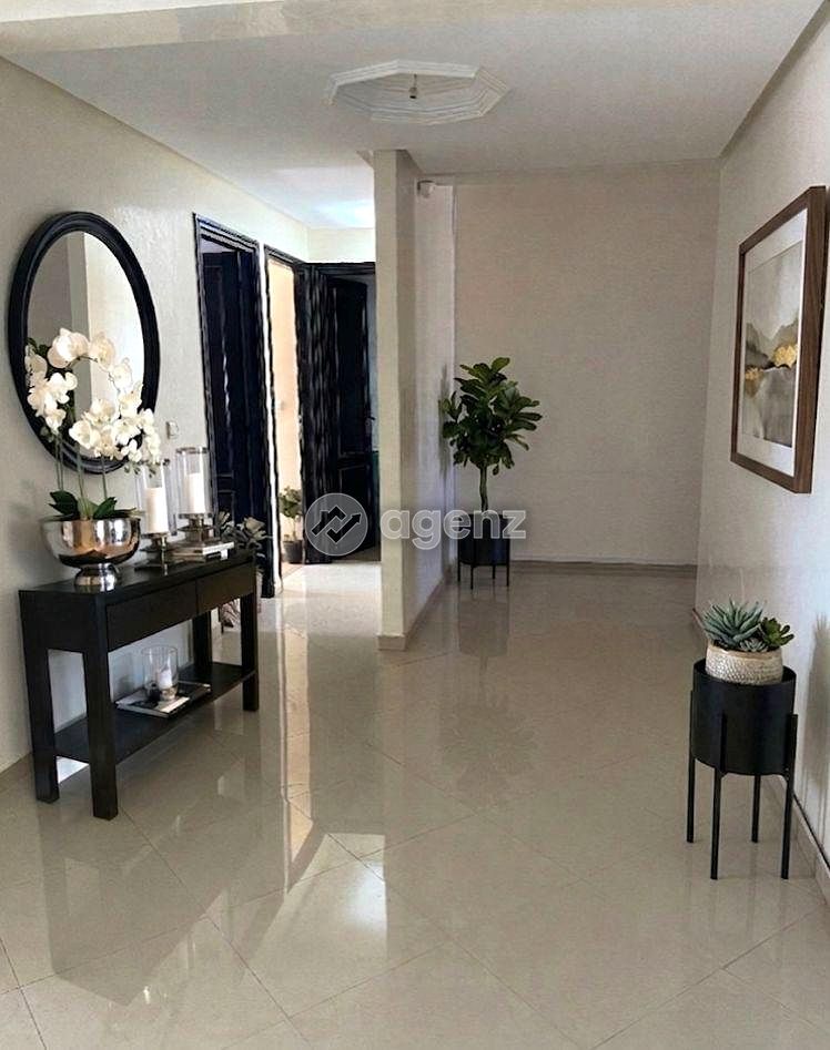 Superbe Appartement vide A vendre à Agdal — 4