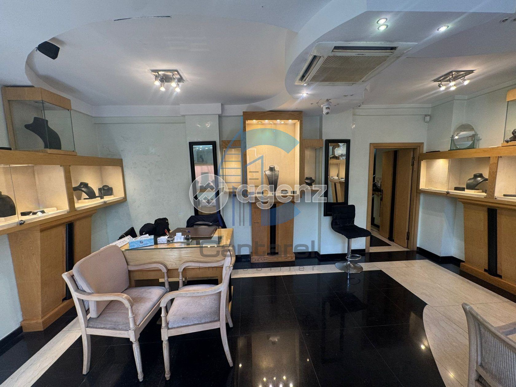 Bureau — Casablanca — 3