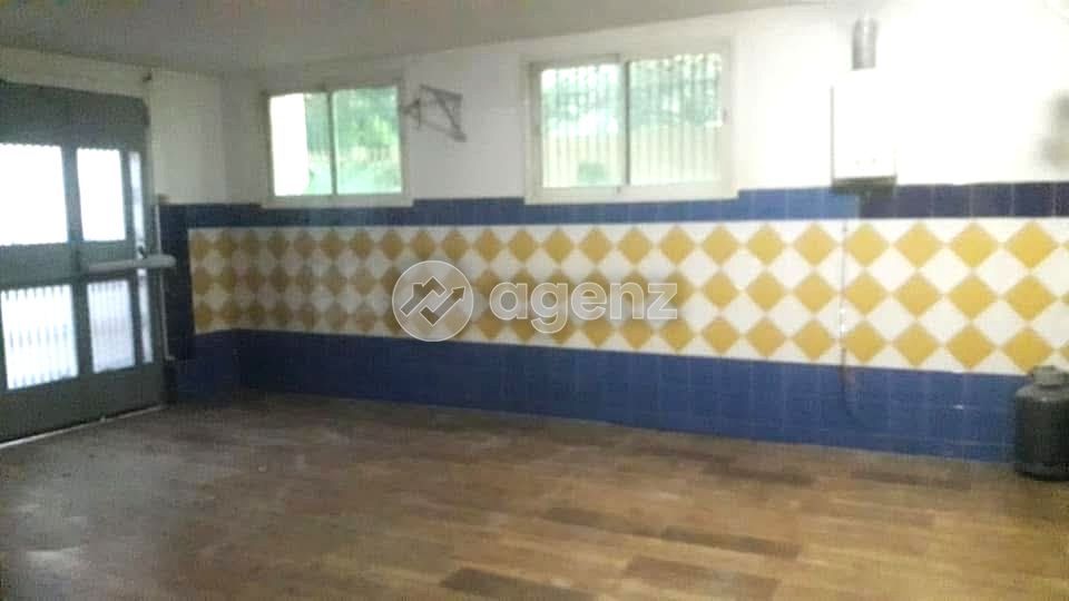 Moderne Villa de 5 chambres à vendre à Moujahidine — 5