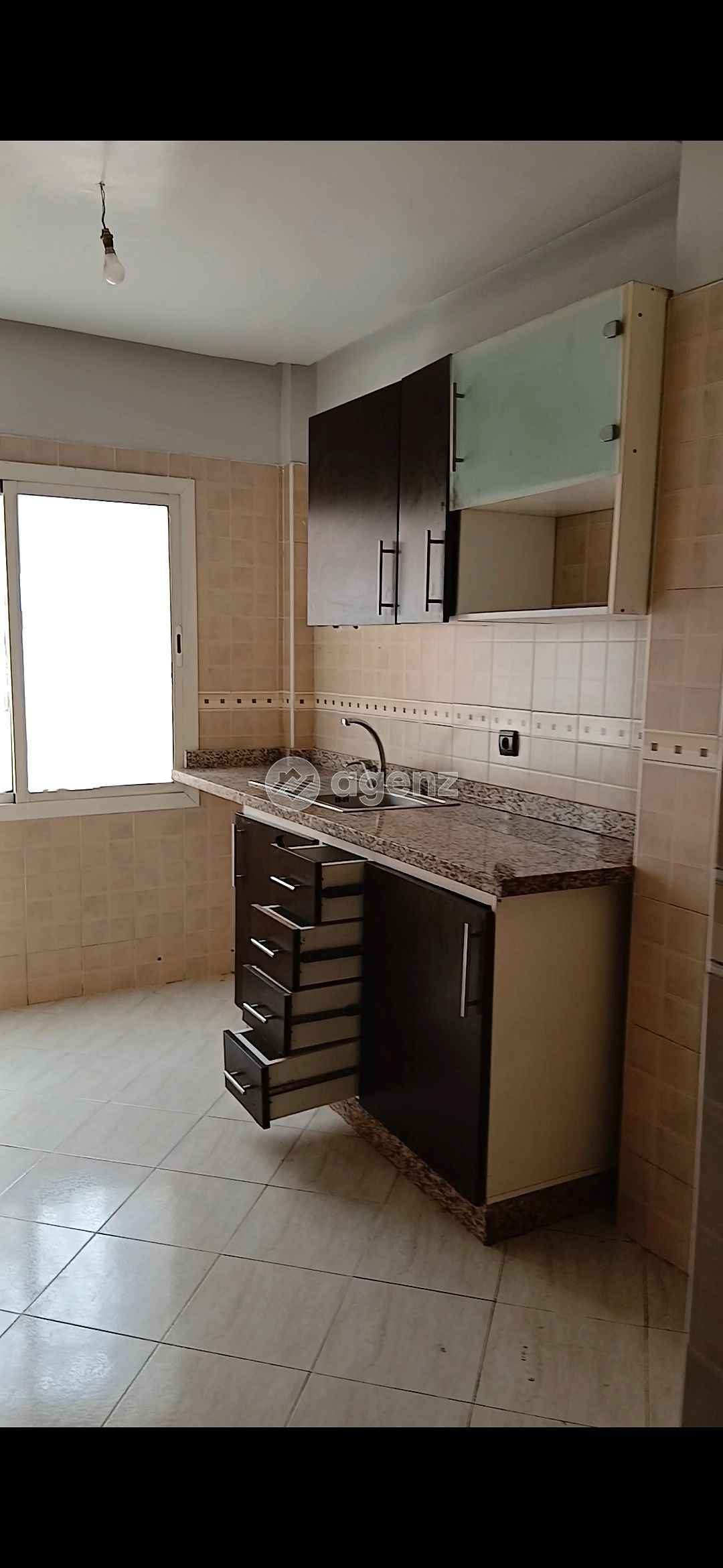 Superbe Appartement de 2 chambres à vendre à Al Qods