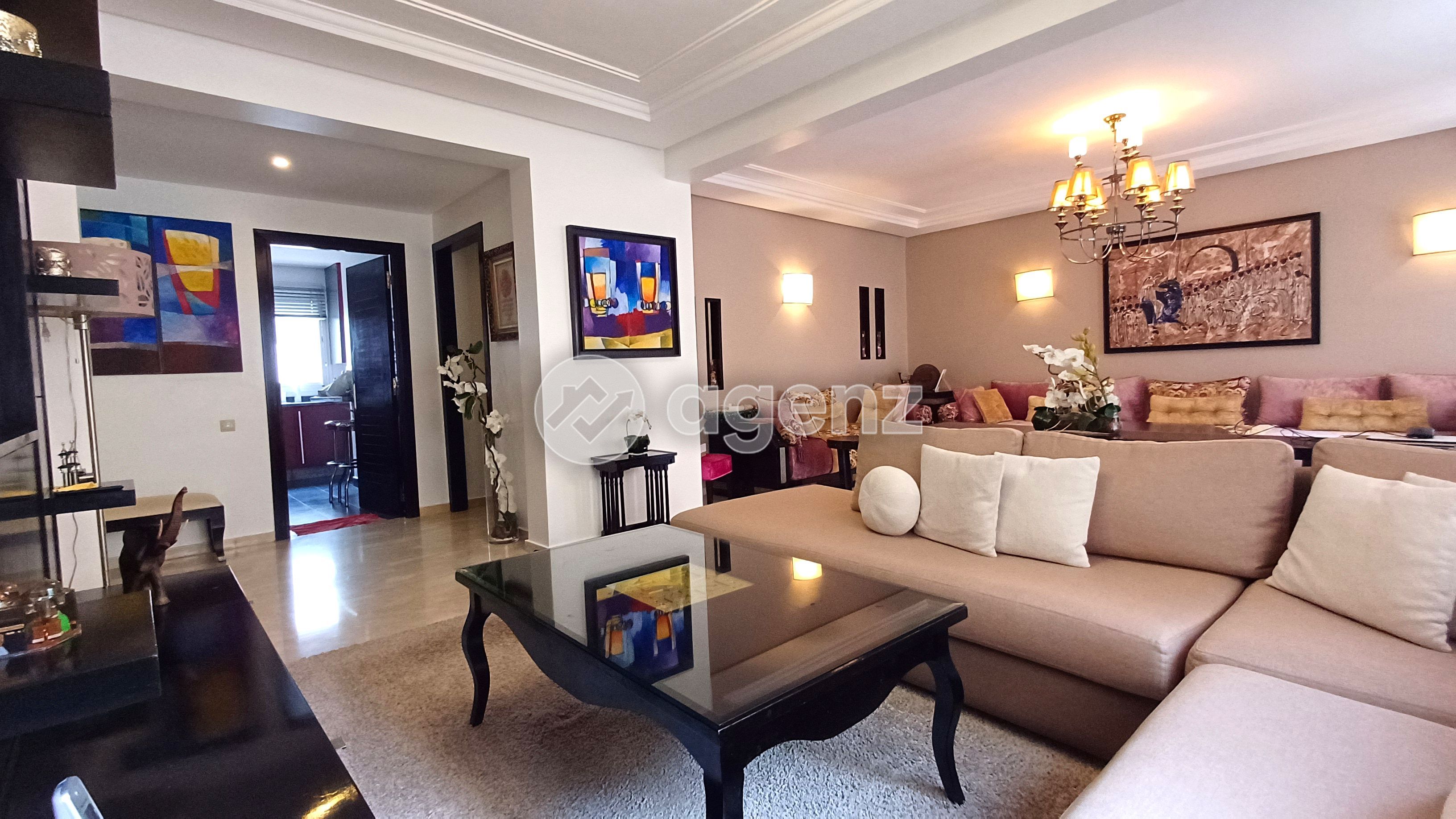 APPARTEMENT TRAVERSANT AU CALME À DEUX PAS DE CFC