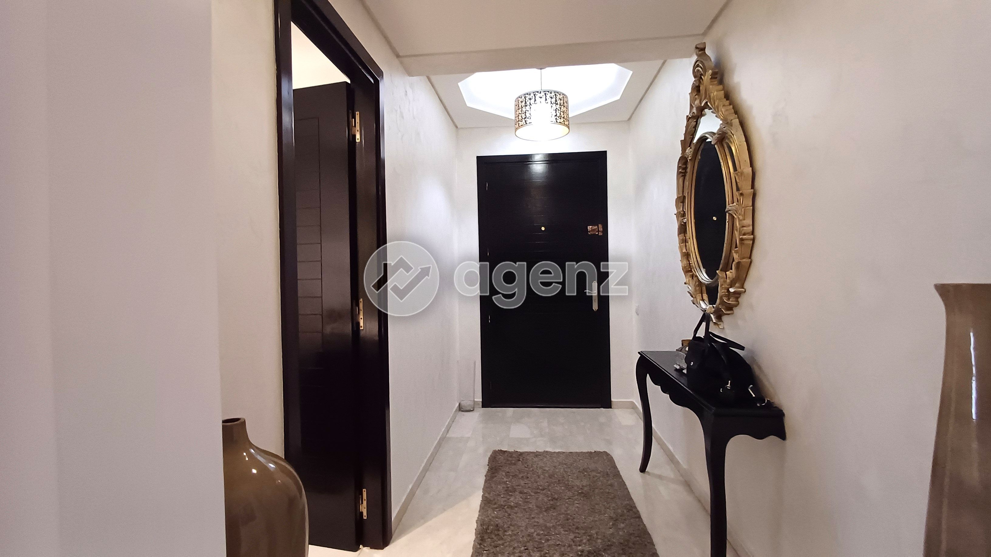 APPARTEMENT TRAVERSANT AU CALME À DEUX PAS DE CFC — 4