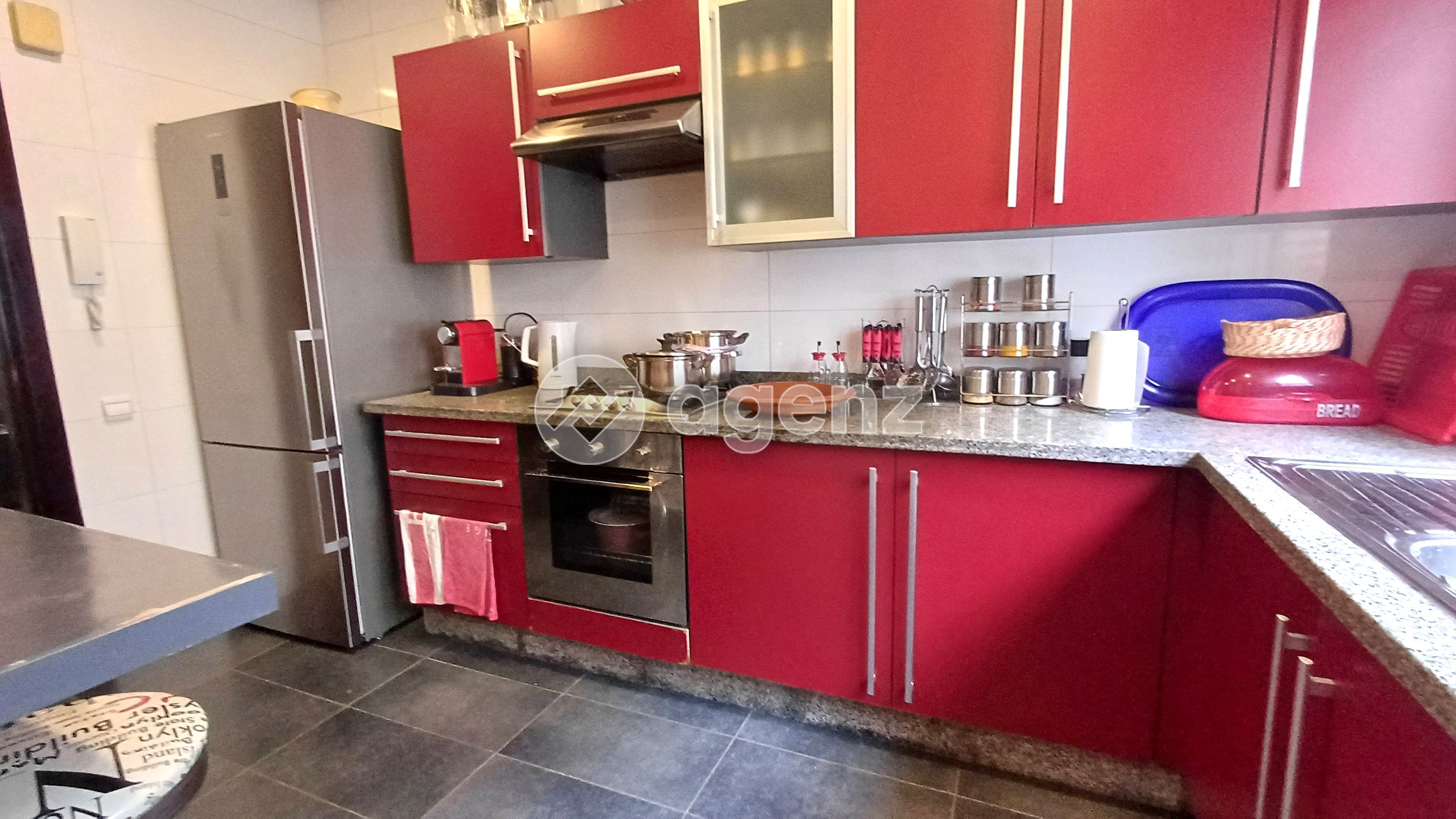 APPARTEMENT TRAVERSANT AU CALME À DEUX PAS DE CFC — 3