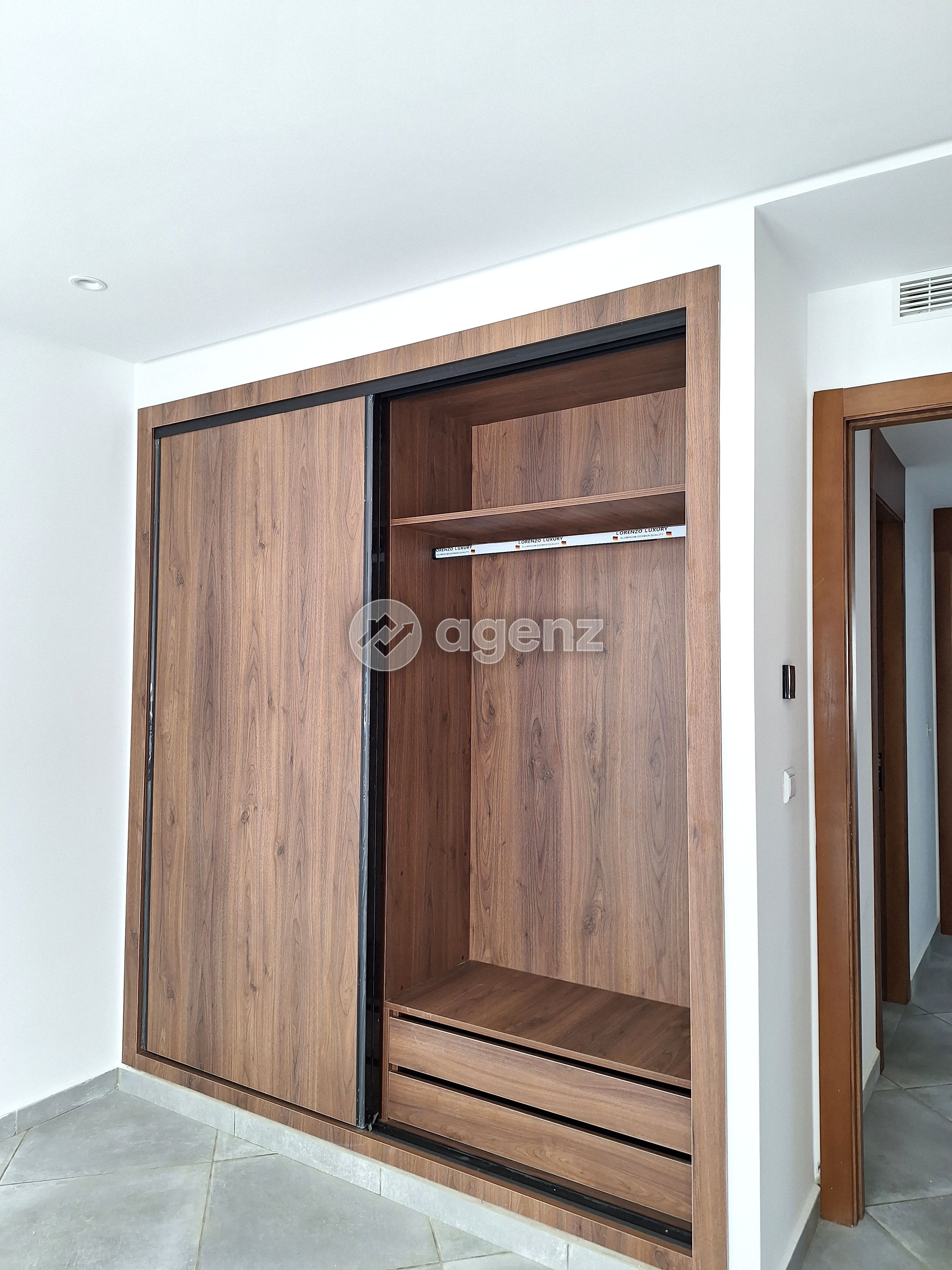 Exceptionnel Appartement de 3 chambres à vendre à DAR Tounsi — 2