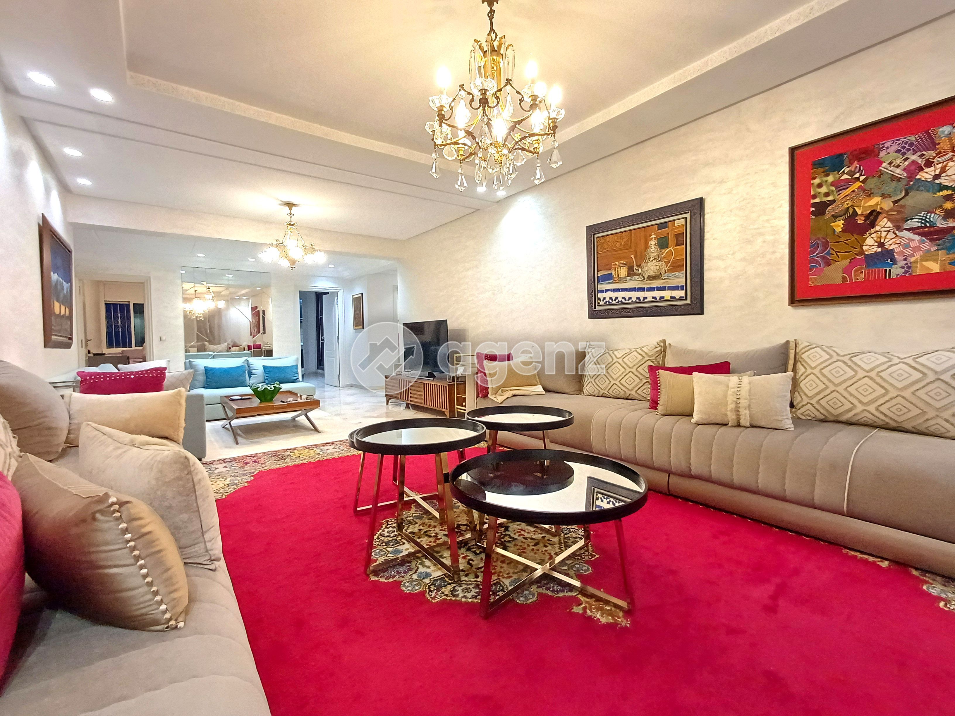 Luxueux Appartement de 3 chambres à vendre à Les Hôpitaux — 4