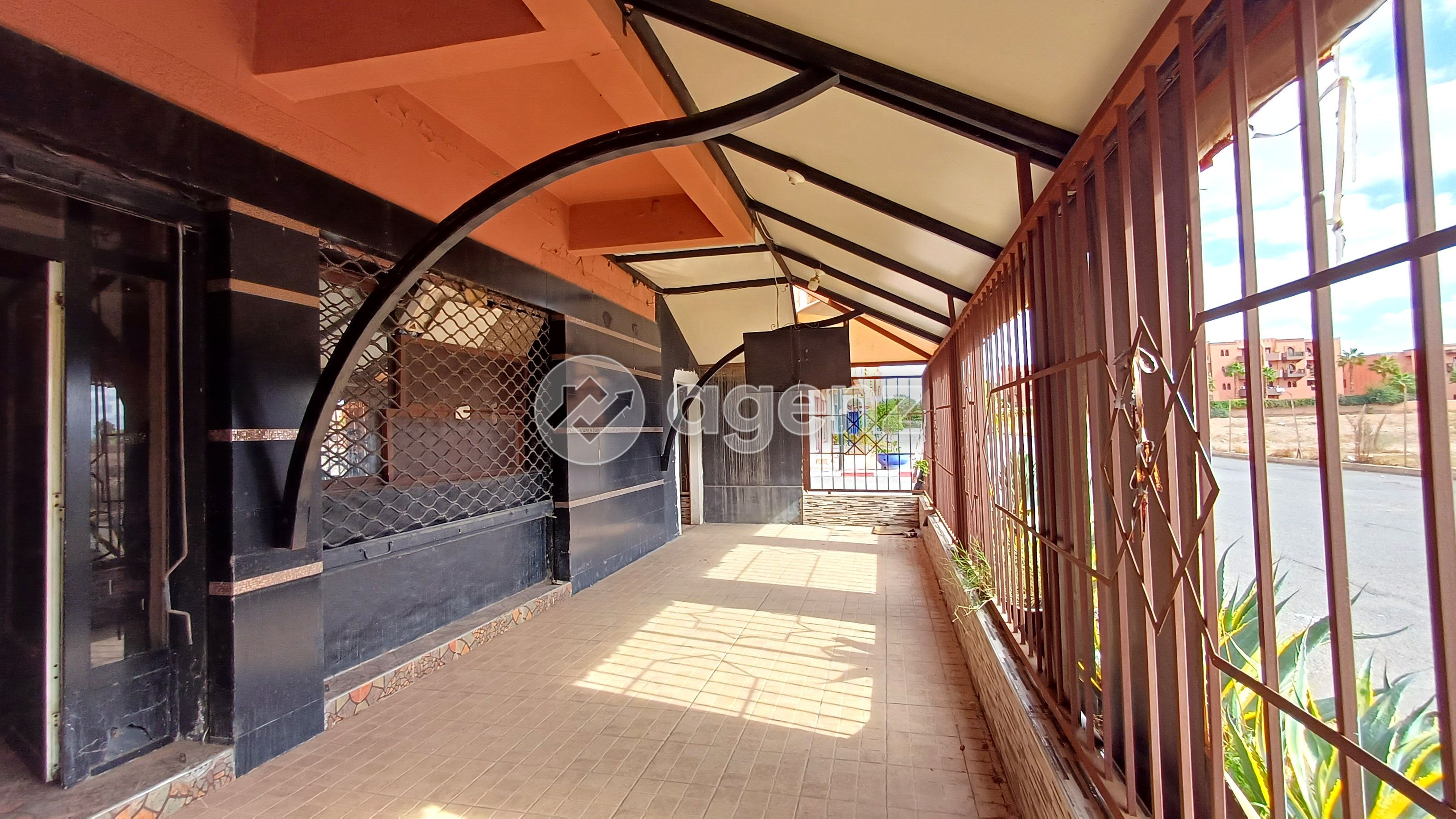 COMMERCE 66 M² À FORT POTENTIEL – ENNAKHIL MARRAKECH — 5