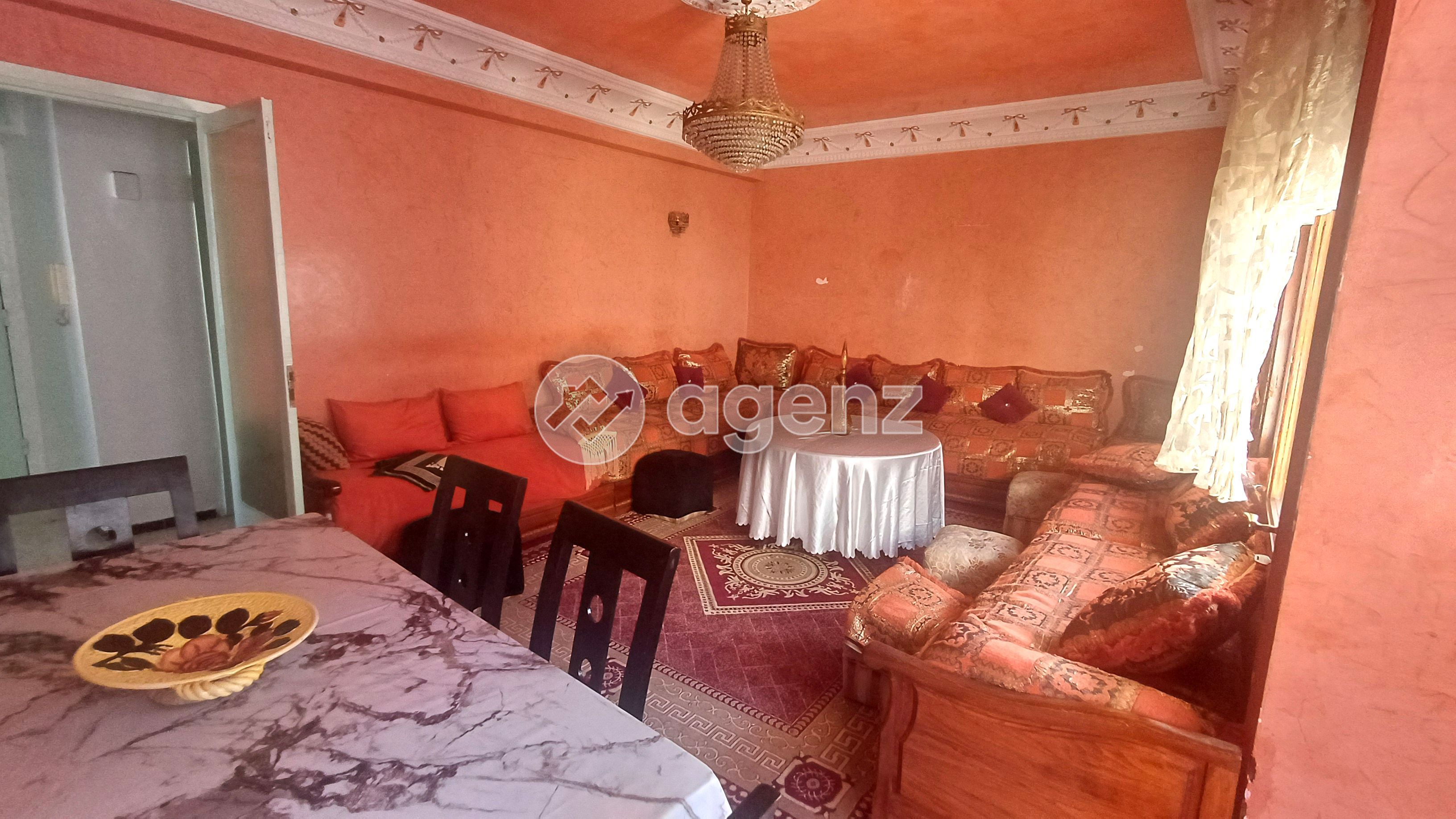 APPARTEMENT MEUBLÉ, DISPONIBLE IMMÉDIATEMENT