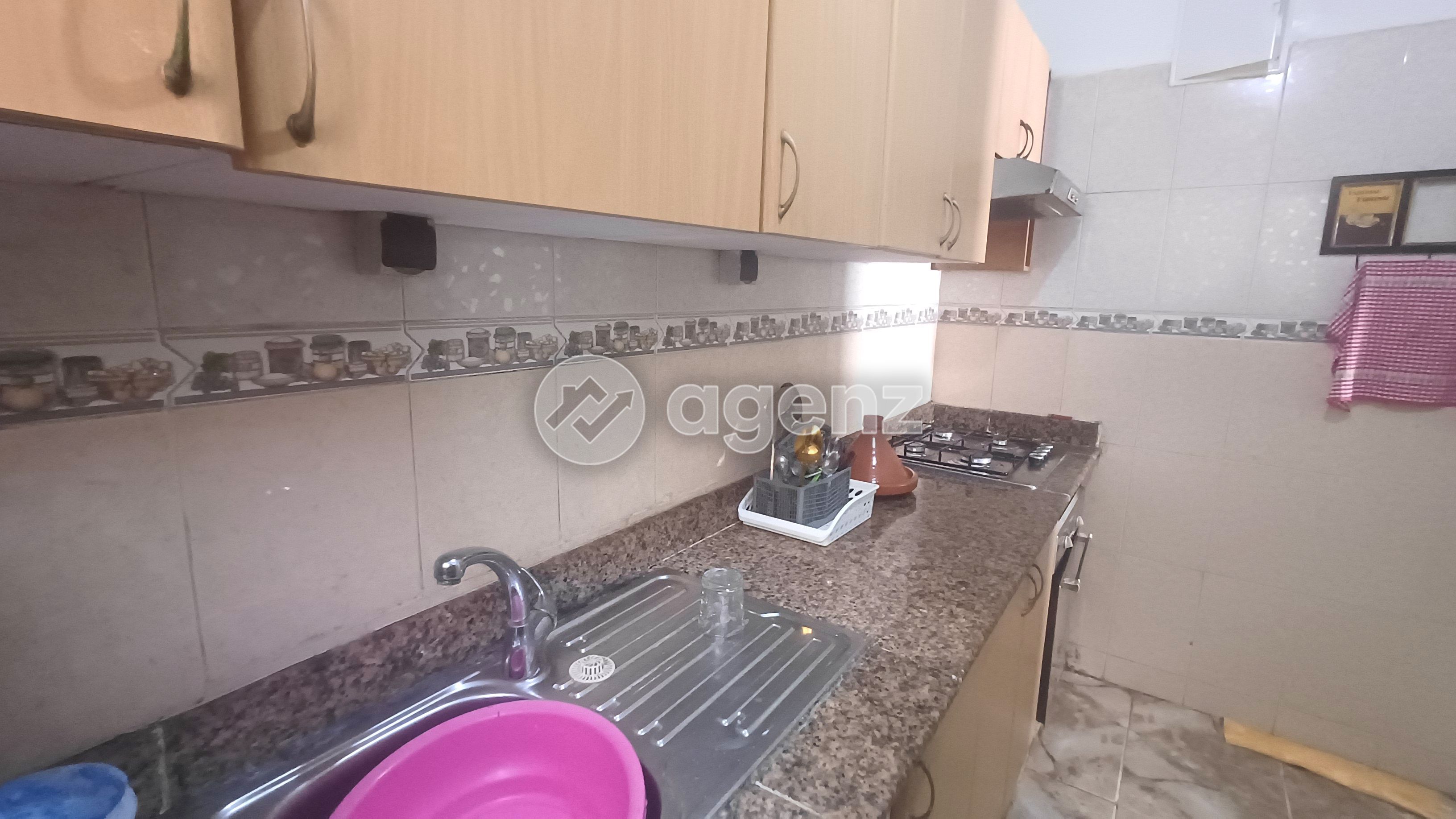 APPARTEMENT MEUBLÉ, DISPONIBLE IMMÉDIATEMENT — 3