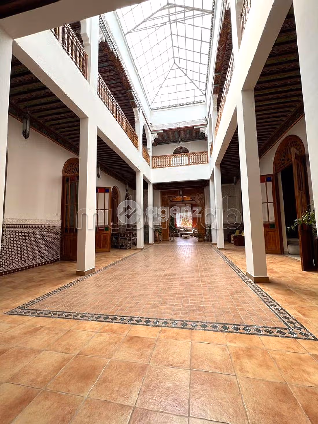 Exceptionnel grand Riad hors Médina Marrakech — 2