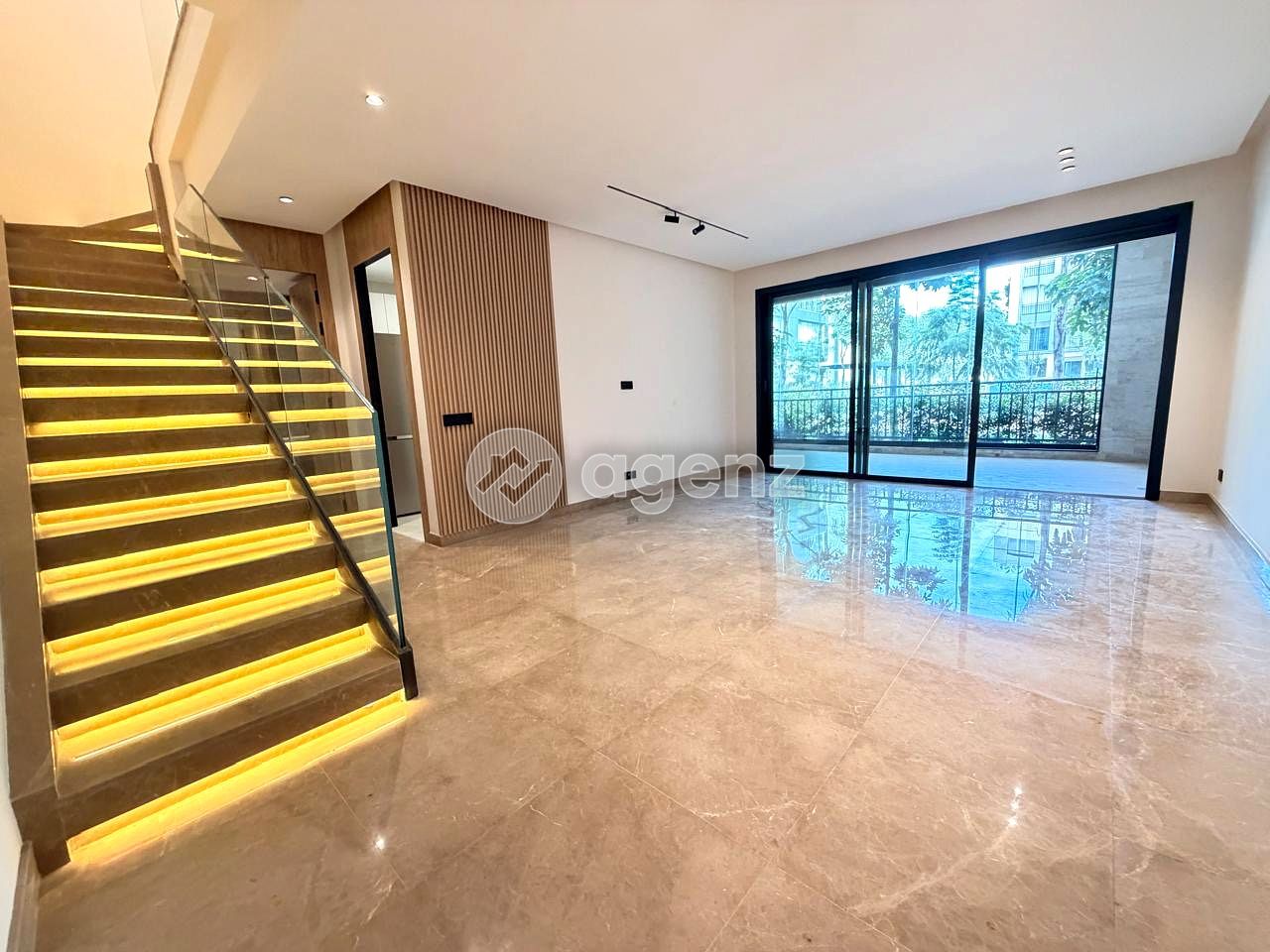Superbe Appartement de 2 chambres à louer à Souissi