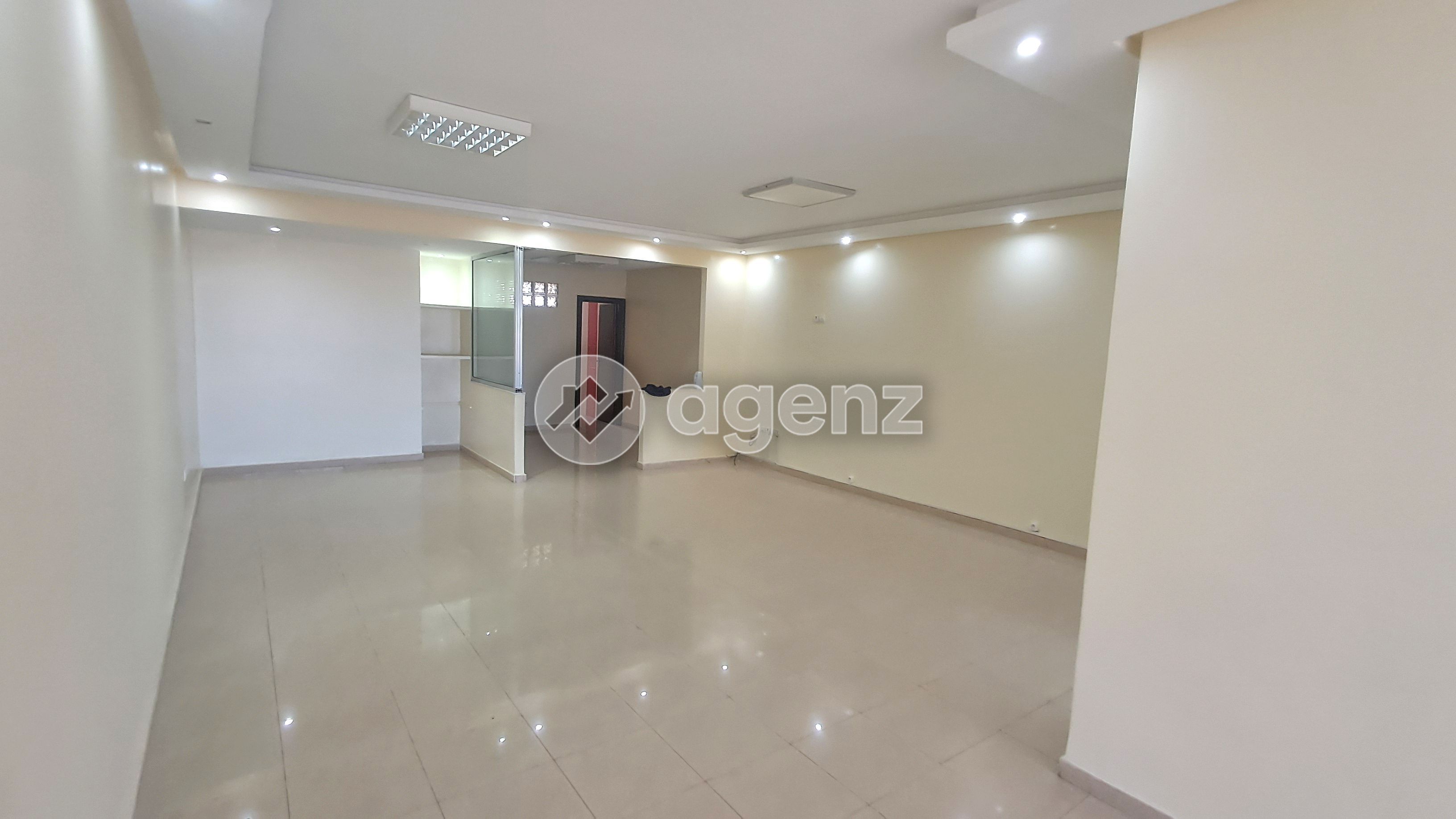 Appartement à vendre à Gauthier — 3