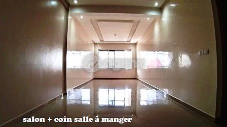 Superbe Appartement de 2 chambres à louer à Diour Jamaa — 2