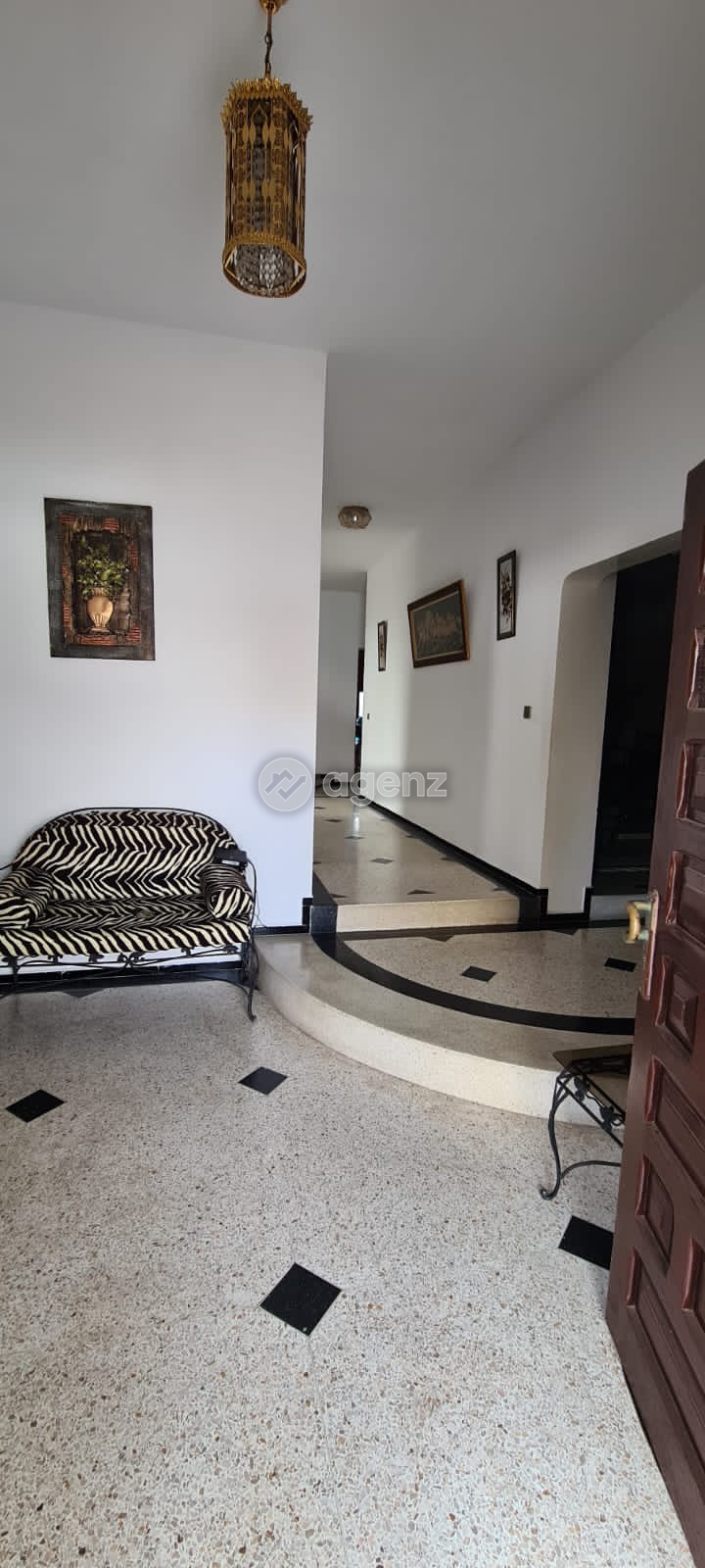 Magnifique Villa de 5 chambres à vendre à Bir Rami Est — 5