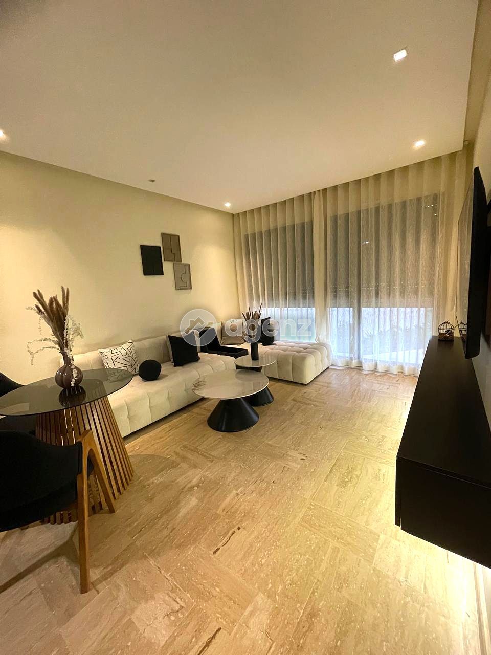 Studio En Location Meublé Sur Casa Finance City — 3