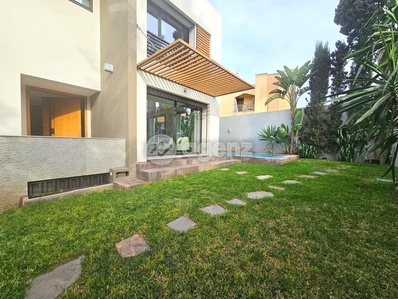 Villa 580 m² à Autre — 3