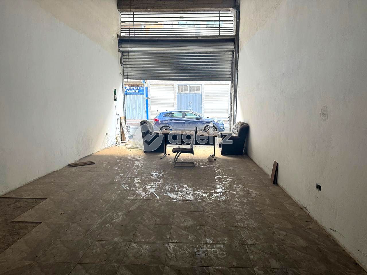 LOCAL COMMERCIAL AVEC MEZZANINE À CASABLANCA
