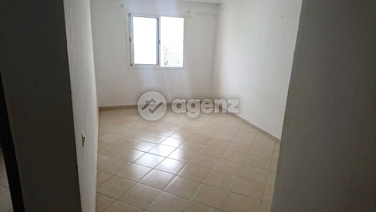Prestigieux Appartement de 2 chambres à vendre à Hay Matar  — 4