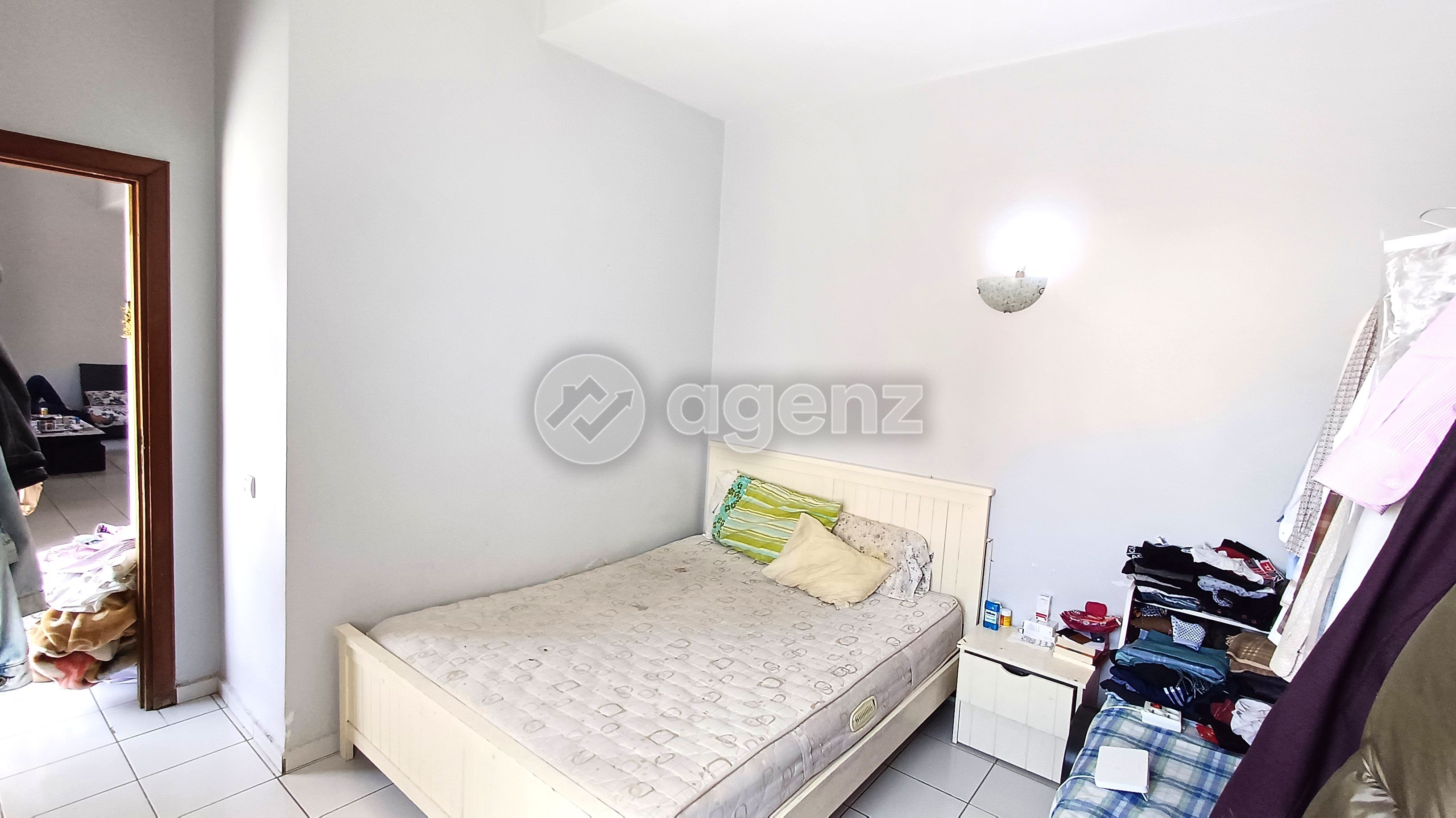 Authentique Appartement de 1 chambre à vendre à Moulay Youssef — 2