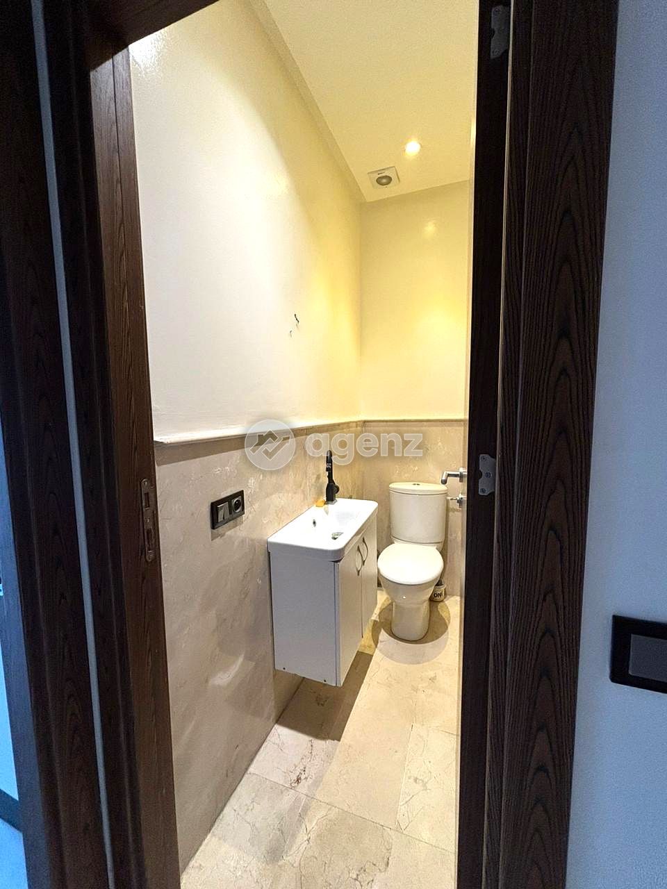 Appartement à louer à Oasis — 5