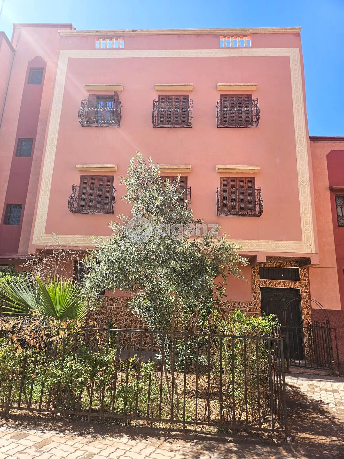 Maison exceptionnelle de 10 pièces à vendre dans le quartier Al-Nahda. — 2