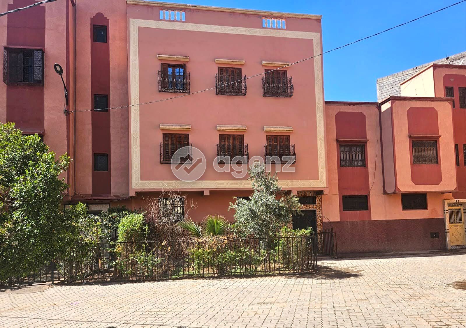 Maison exceptionnelle de 10 pièces à vendre dans le quartier Al-Nahda.
