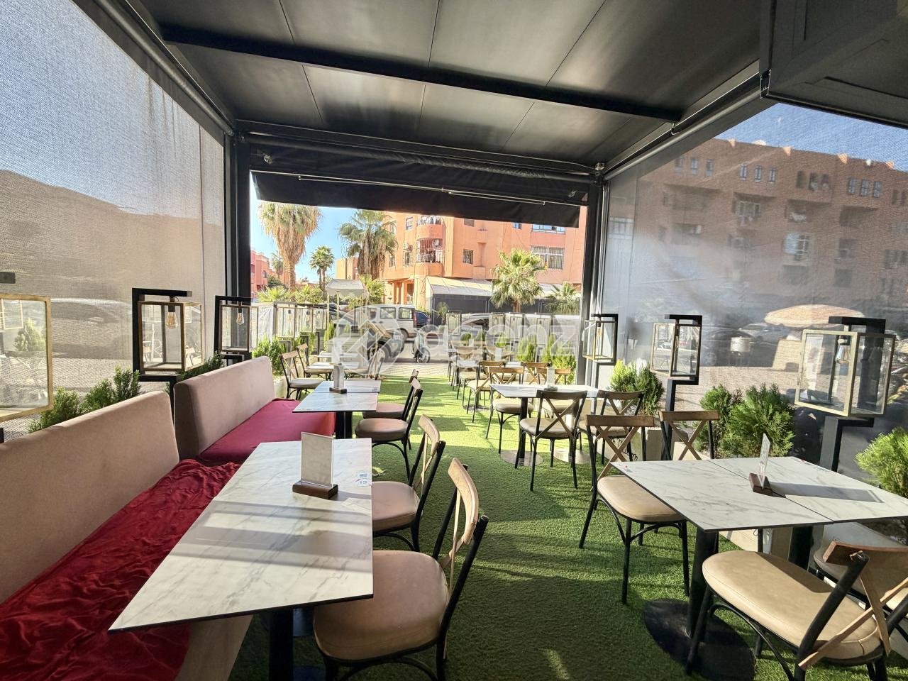 Restaurant Snack Clé en Main à Louer en Gestion – Déjà en Activité
 — 4