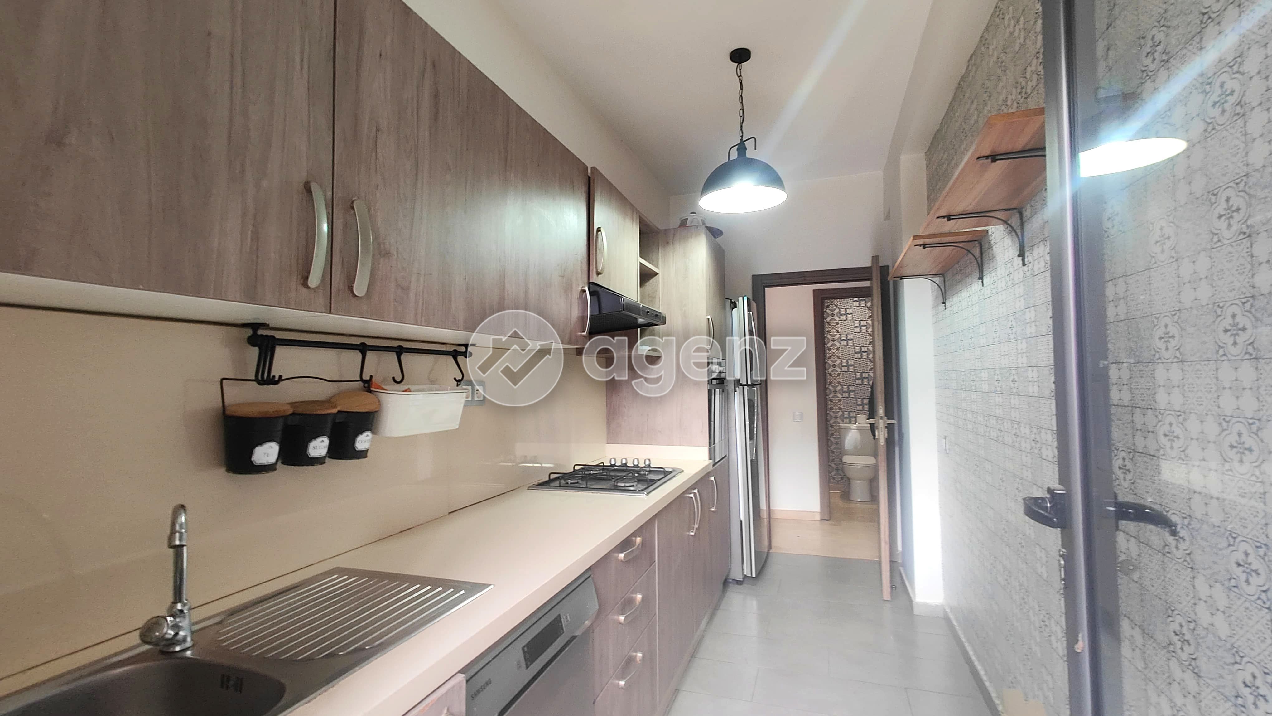 APPARTEMENT AVEC JARDIN PRIVATIF — 4