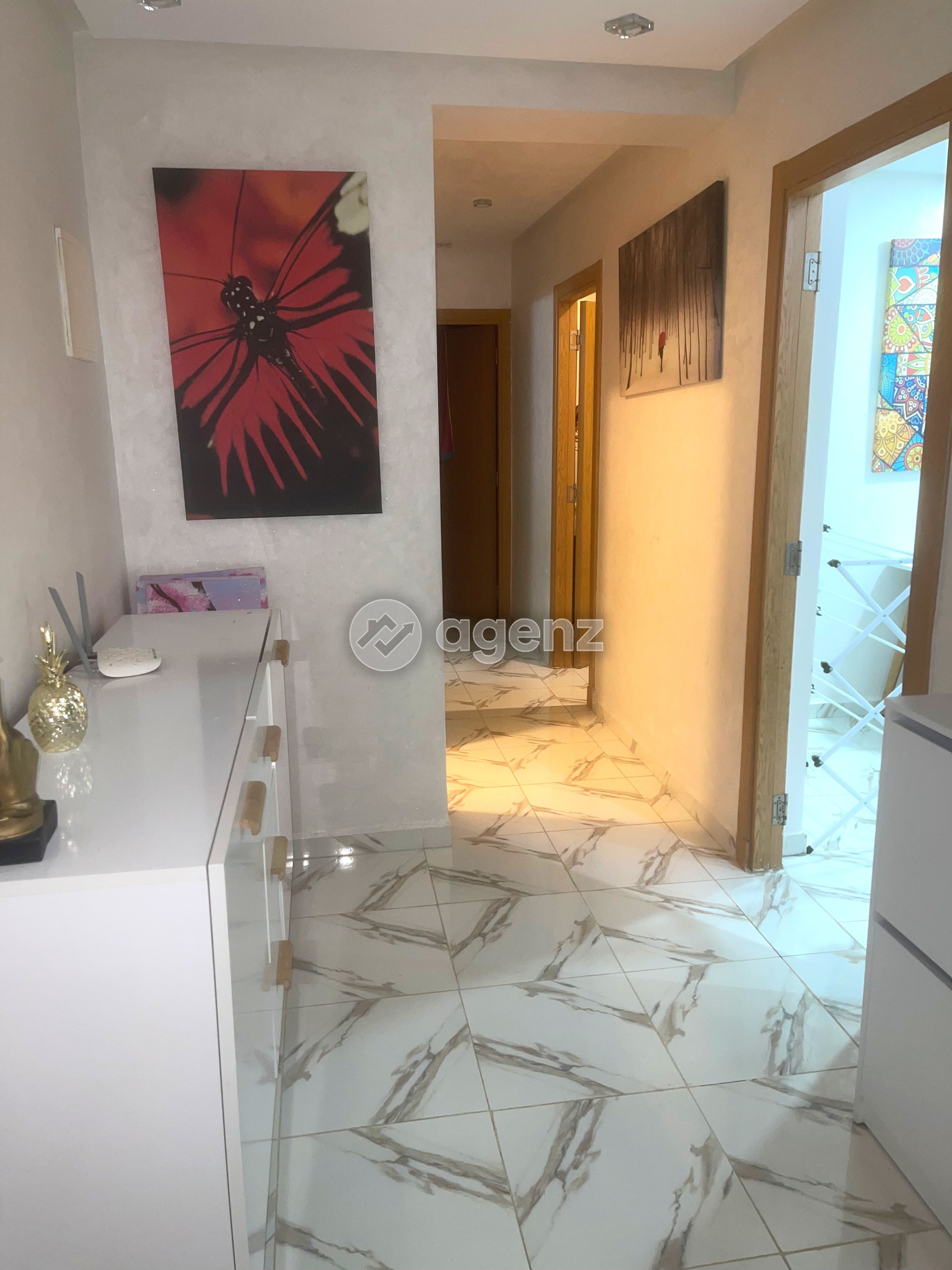 Splendide Appartement de 2 chambres à vendre à Sidi Bouknadel — 4