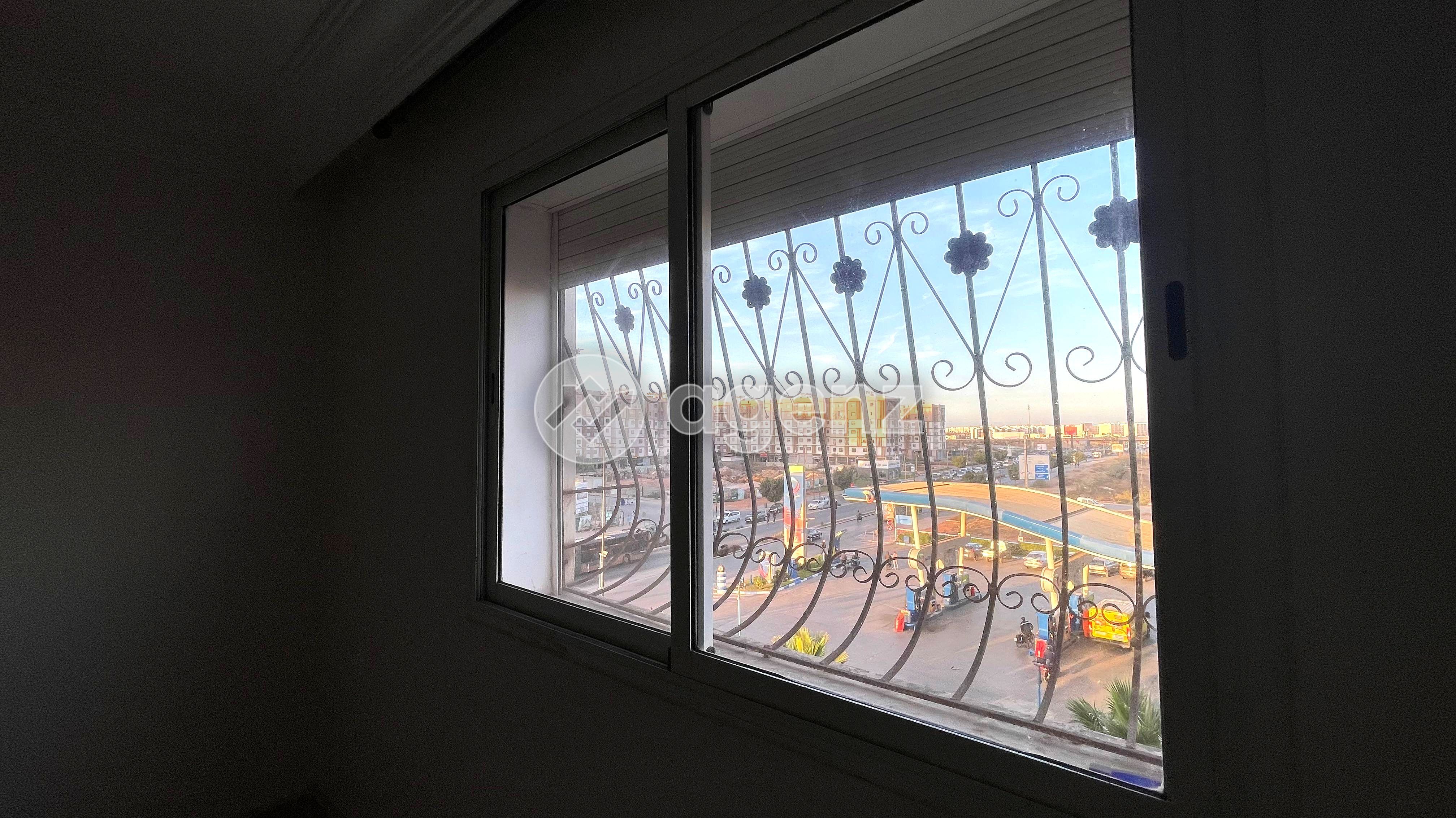 APPARTEMENT SANS VIS-À-VIS À RÉNOVER – EMPLACEMENT D’ANGLE  — 5