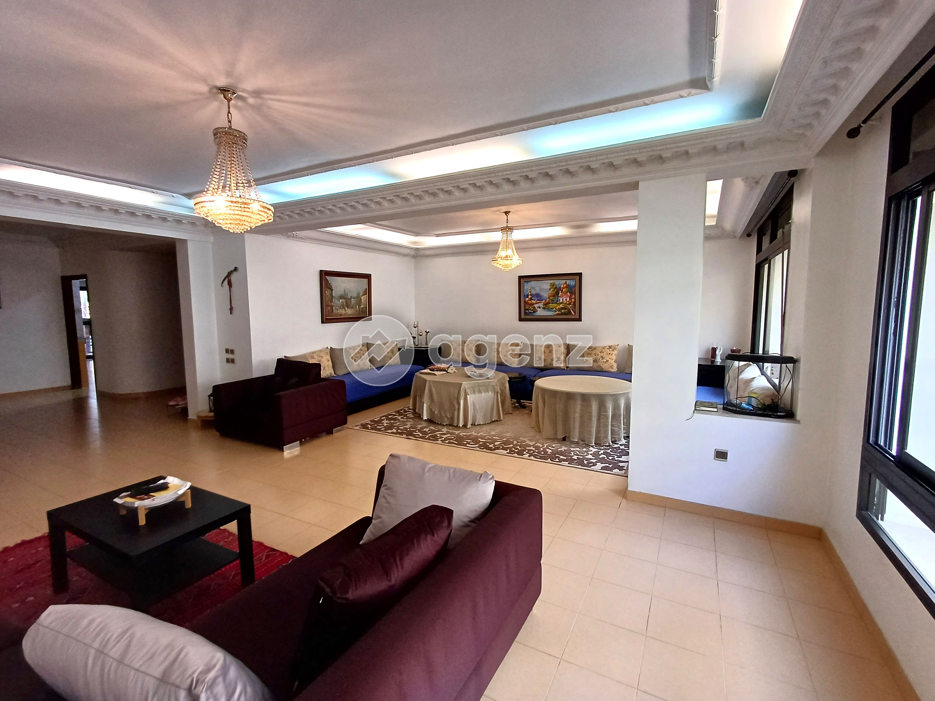 Appartement à vendre à 2 Mars — 5