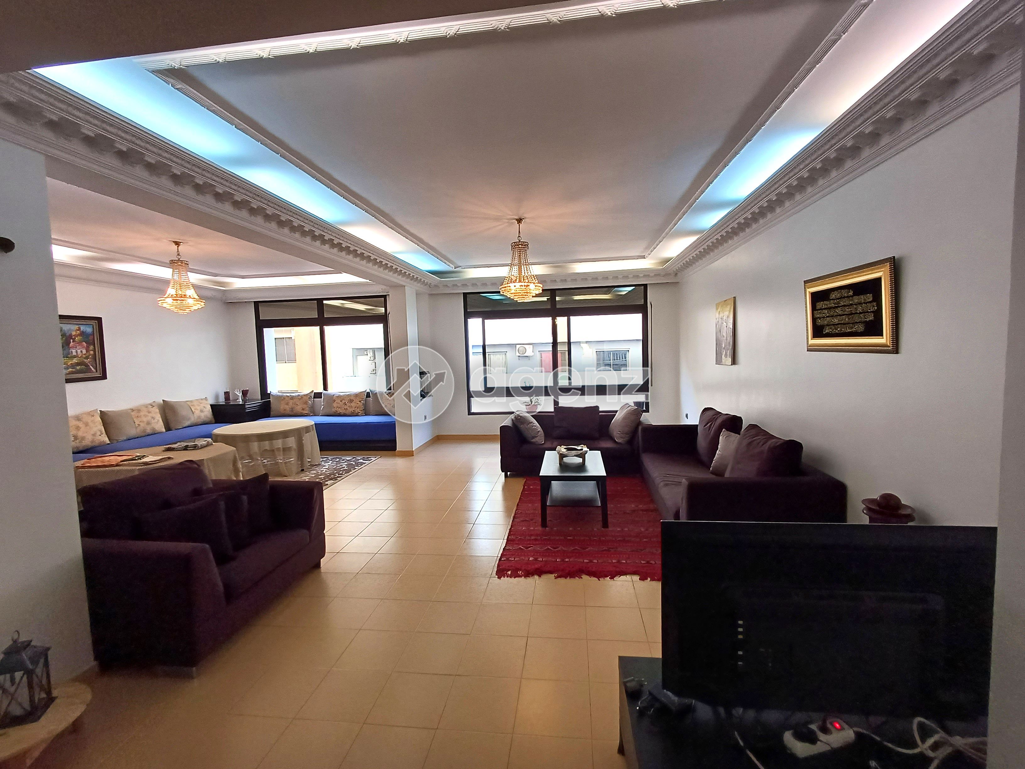 Appartement à vendre à 2 Mars — 2