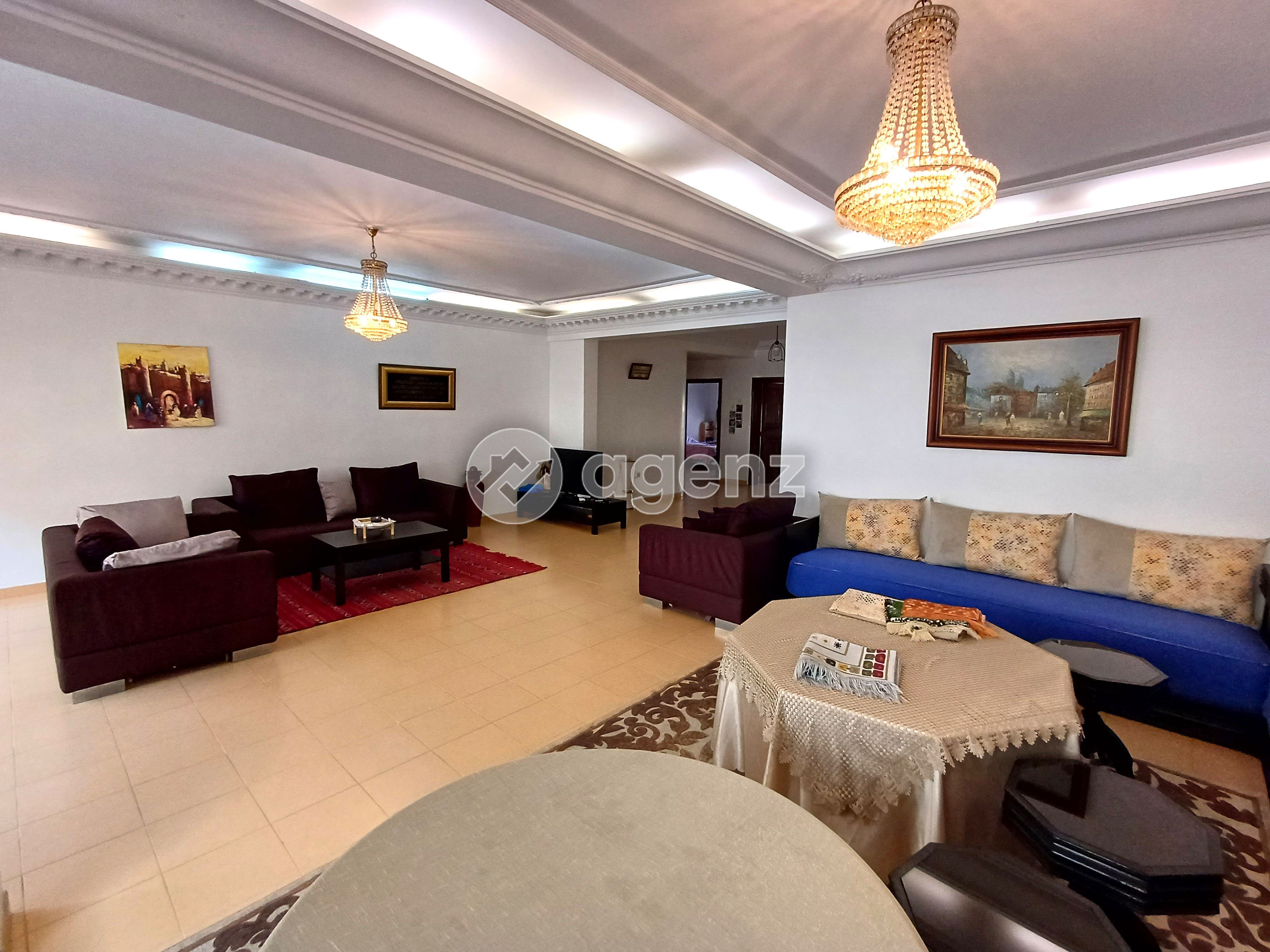 Appartement à vendre à 2 Mars — 4