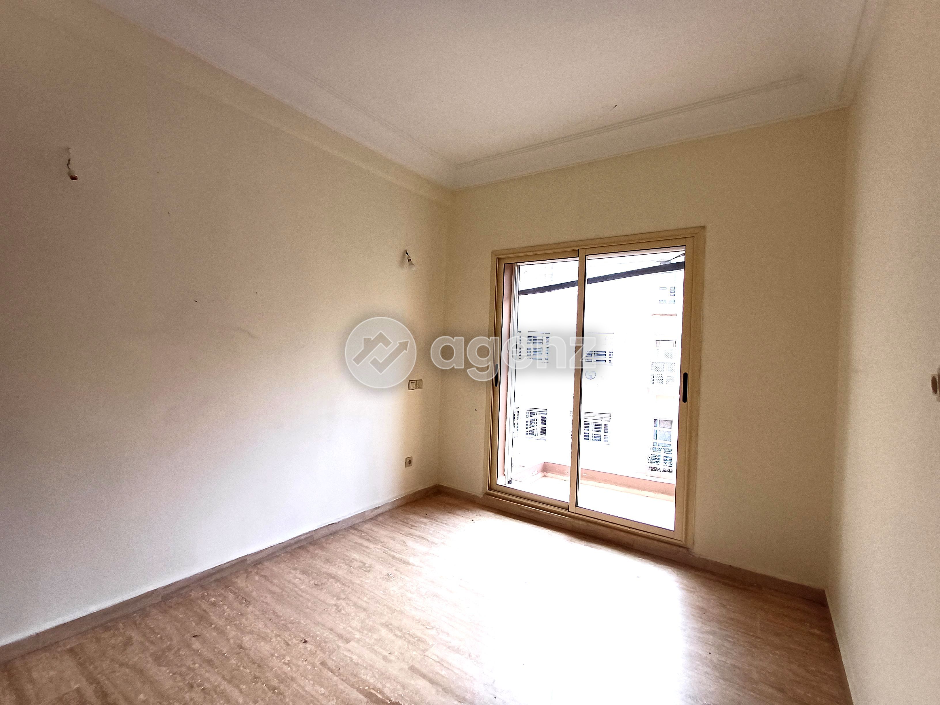 APPARTEMENT FAMILIAL LUMINEUX DANS LE QUARTIER PRISÉ DE NASSIM 1 — 3