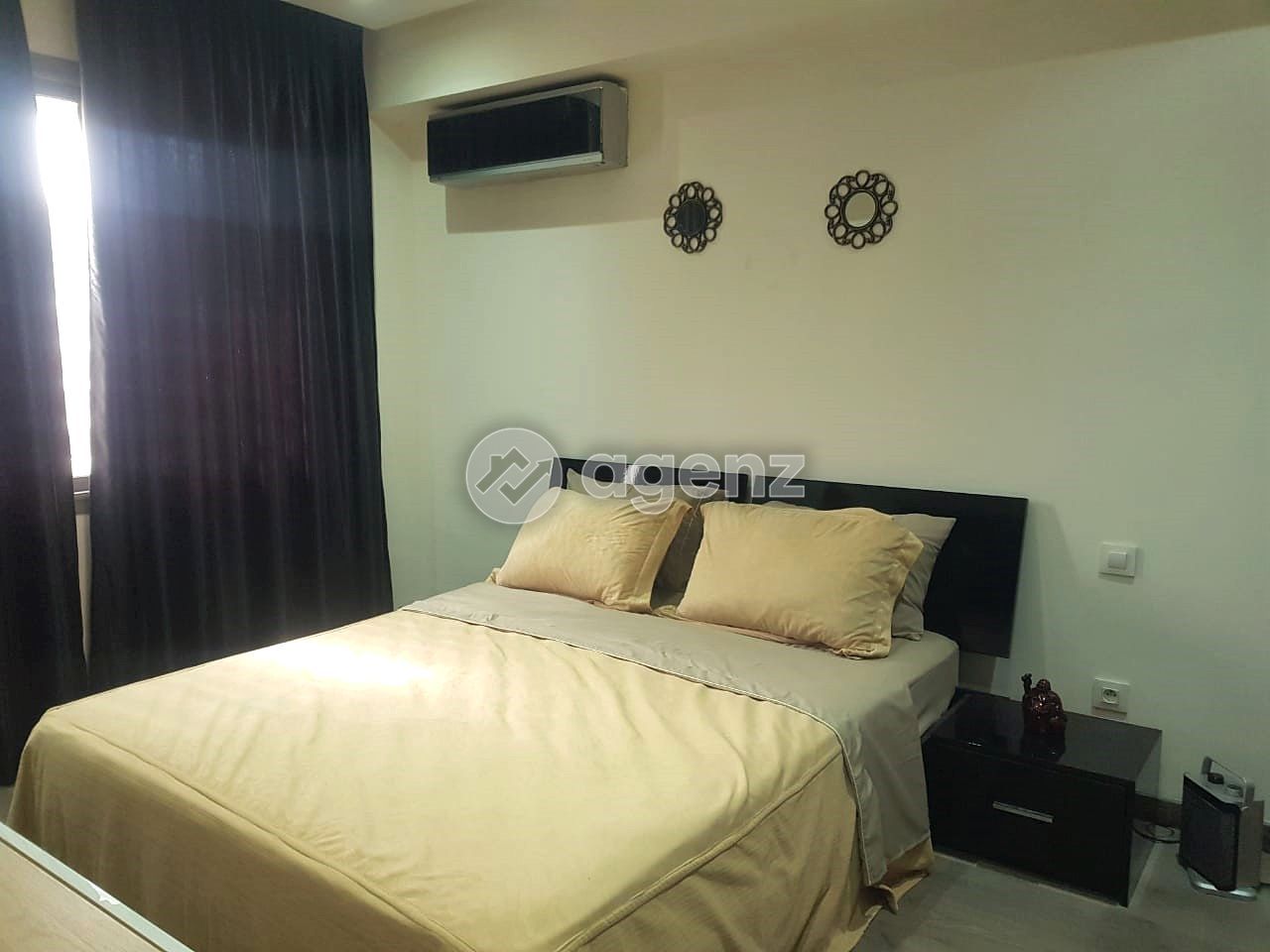 Prestigieux Studio meublé de 1 chambre à louer à Les Hôpitaux — 2
