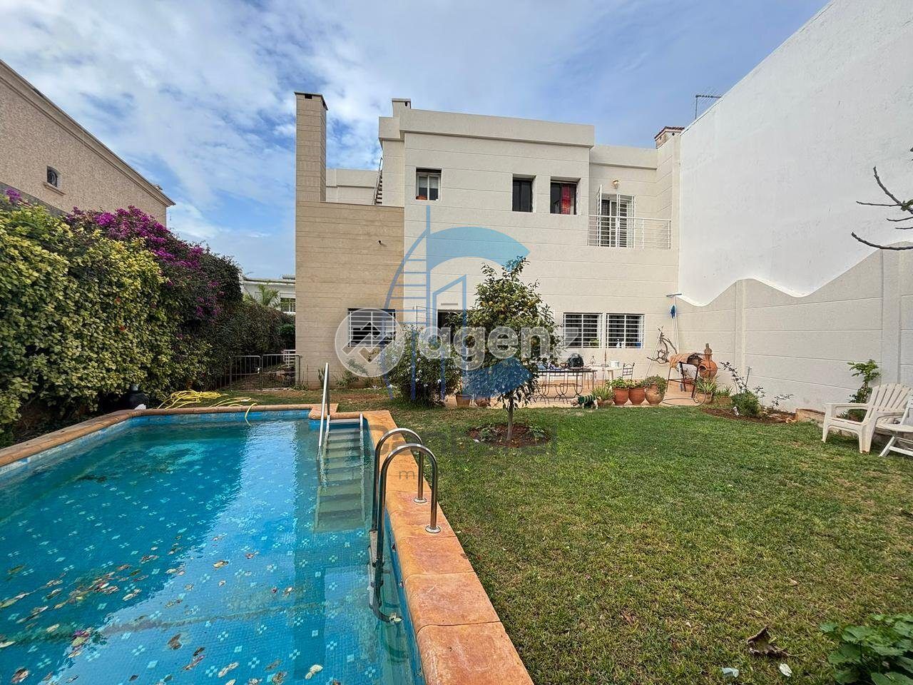 Villa à vendre à Casablanca